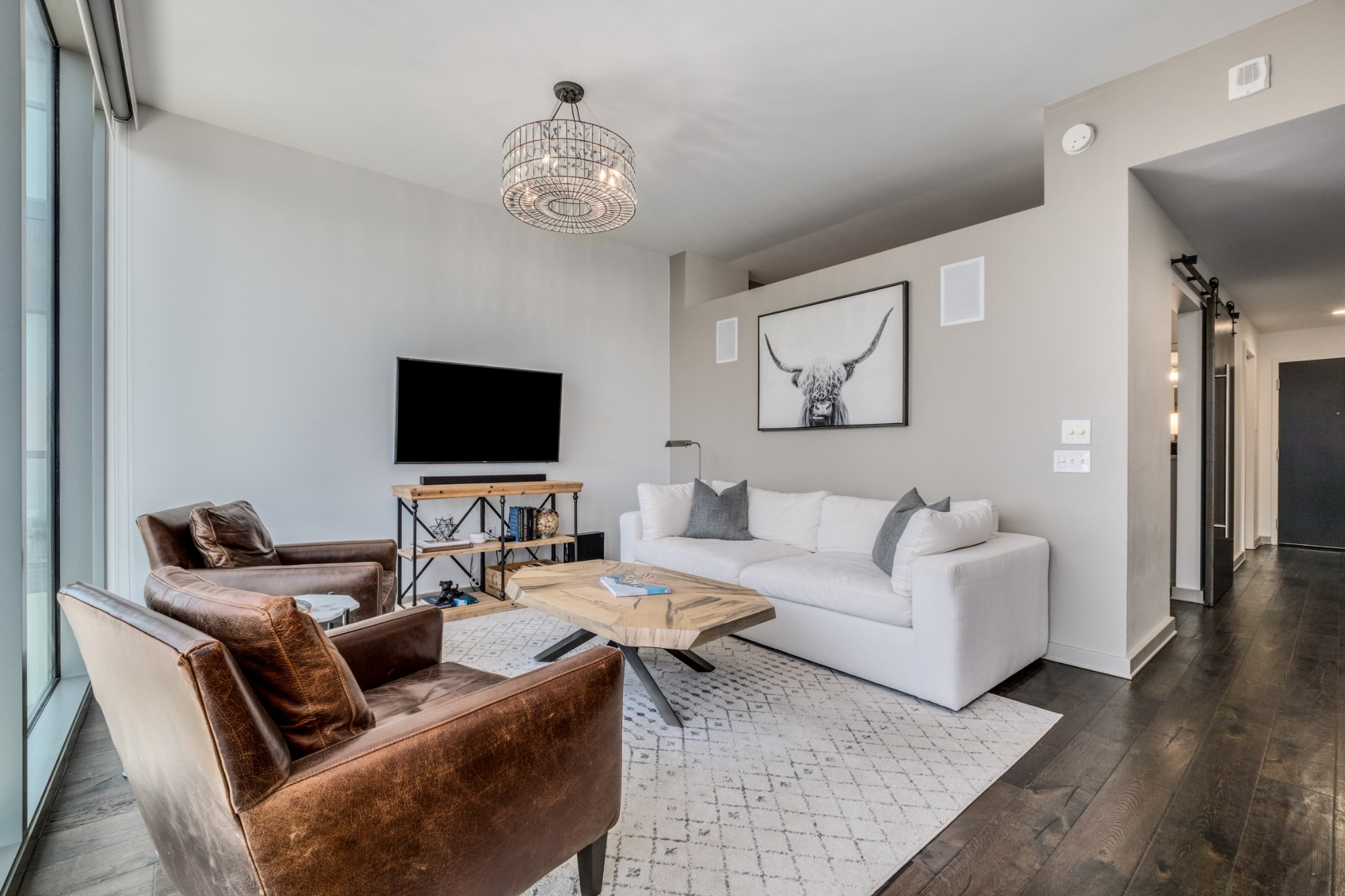 1212 Laurel St Unit: 1612