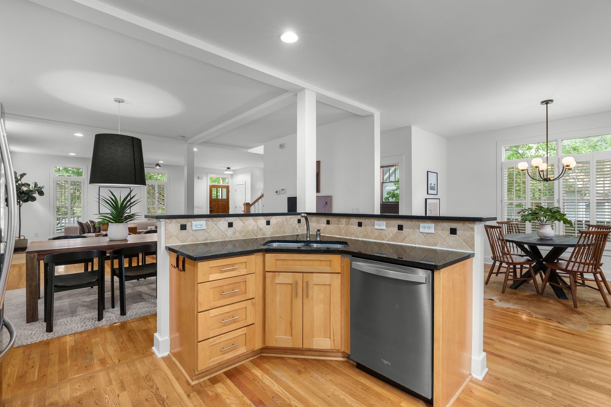 1011 Halcyon Ave