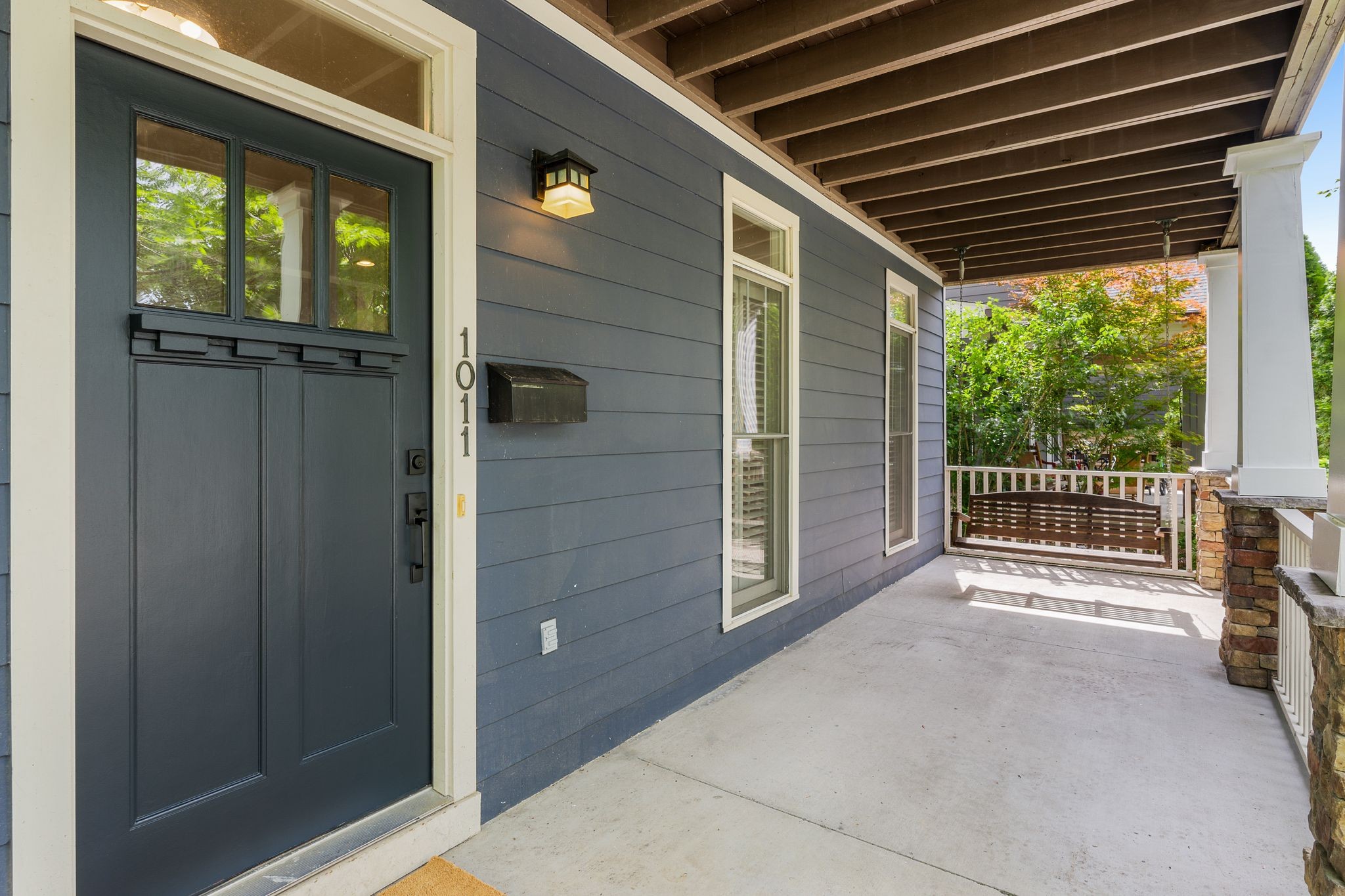 1011 Halcyon Ave
