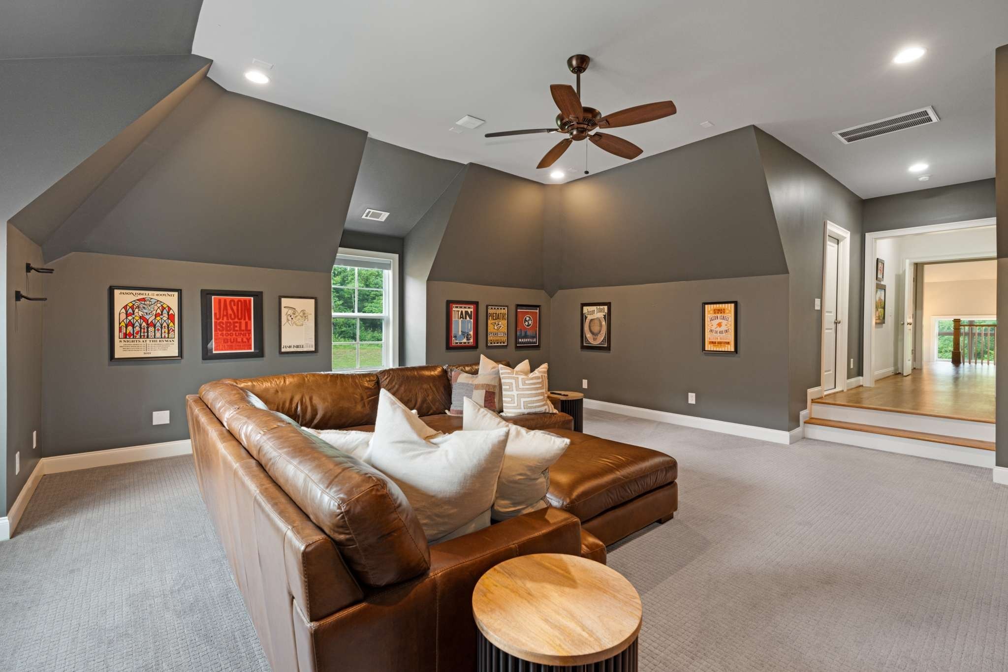 9010 Carnival Dr