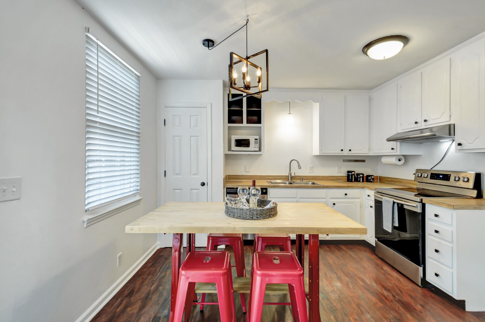 107 McMurray Cir