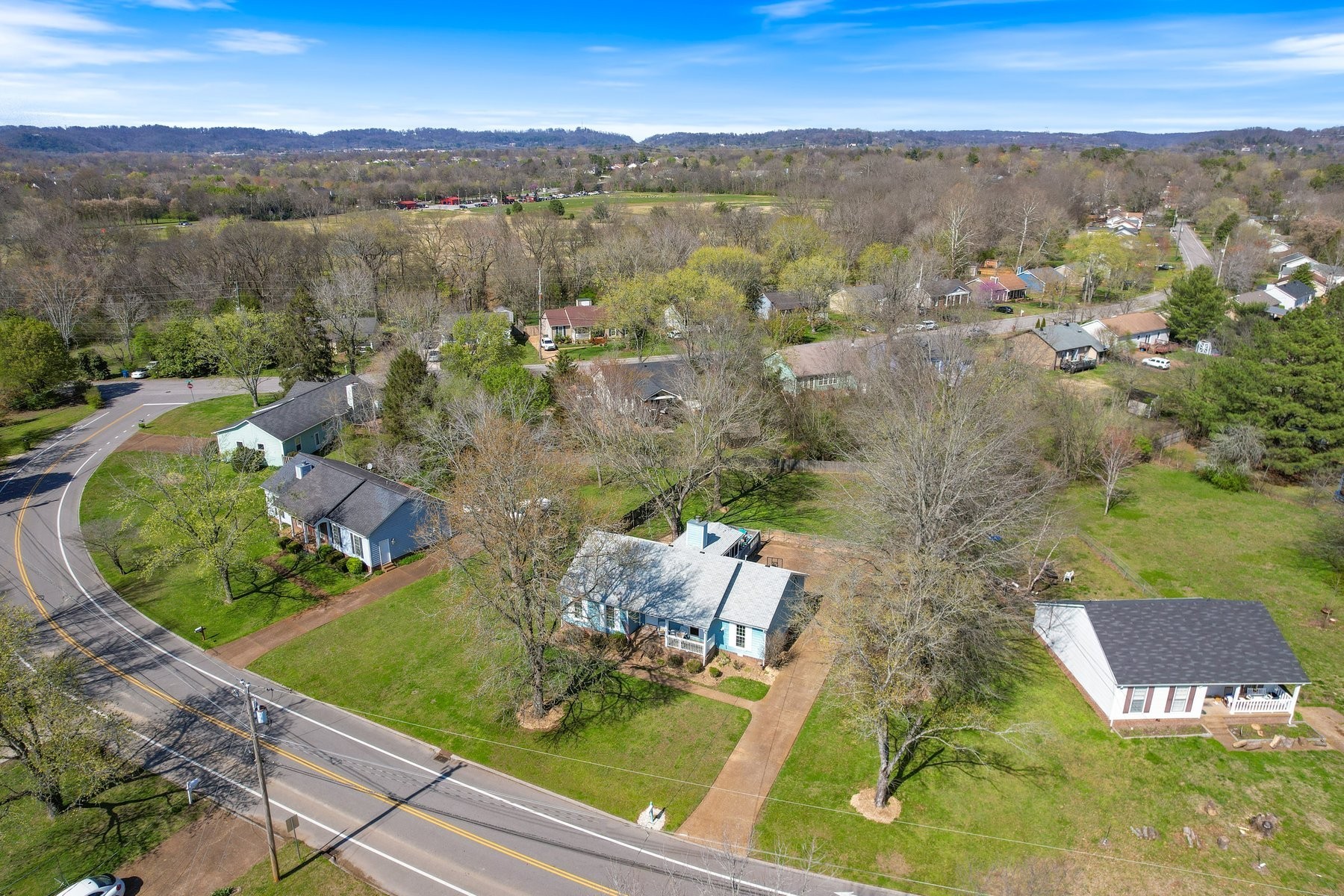 956 Harpeth Bend Dr