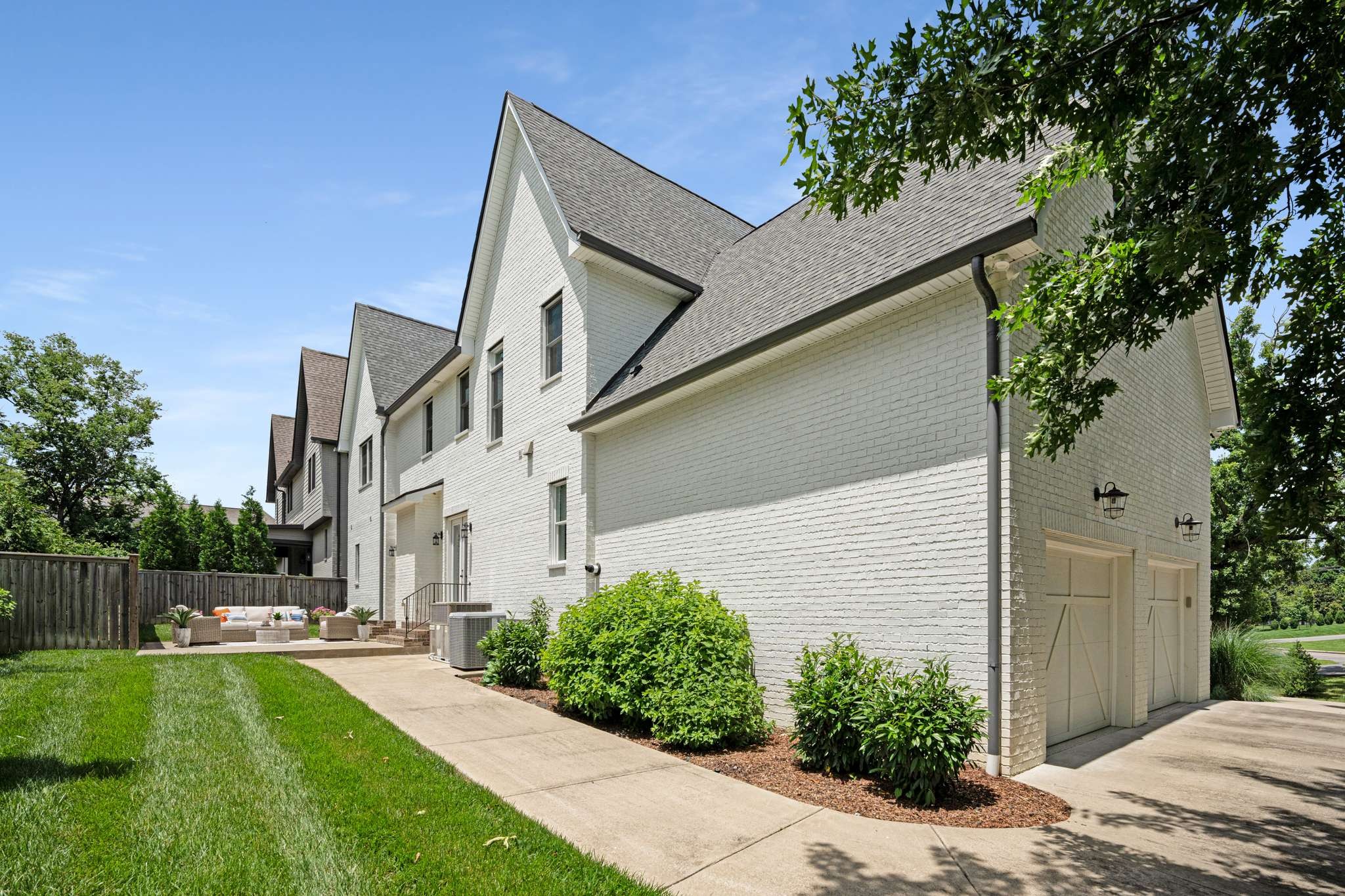 1917 Castleman Dr