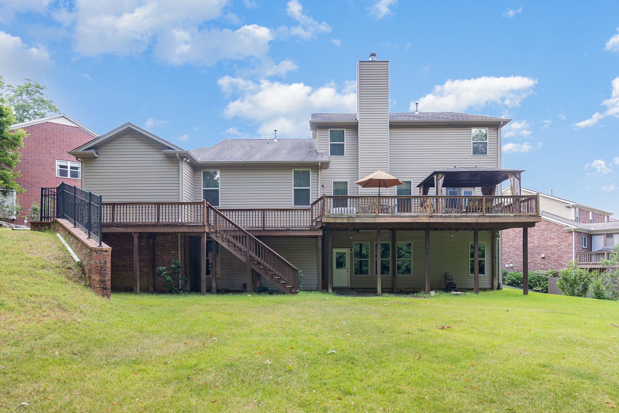 1305 Bantry Ct