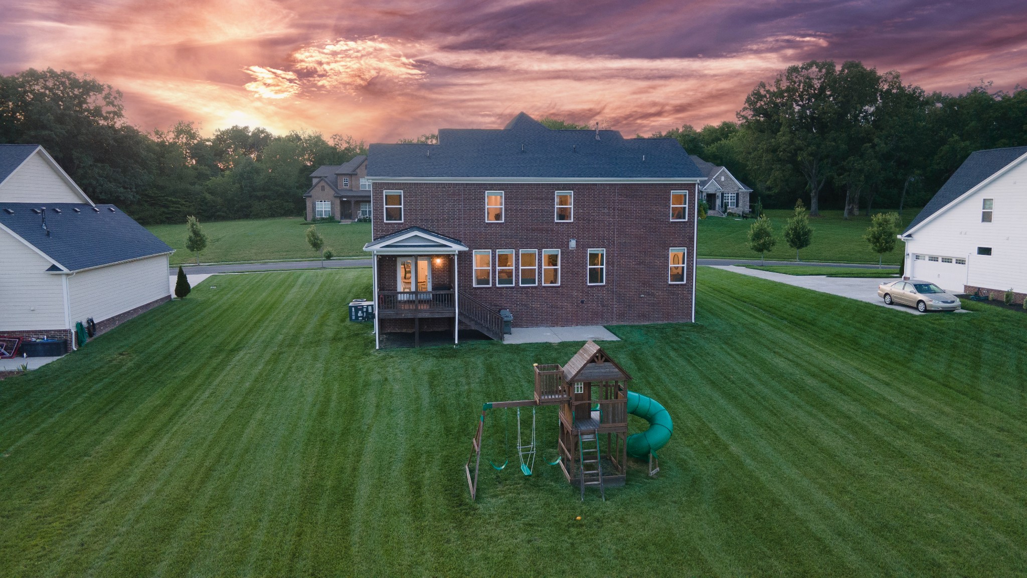 7182 Winfrey Dr
