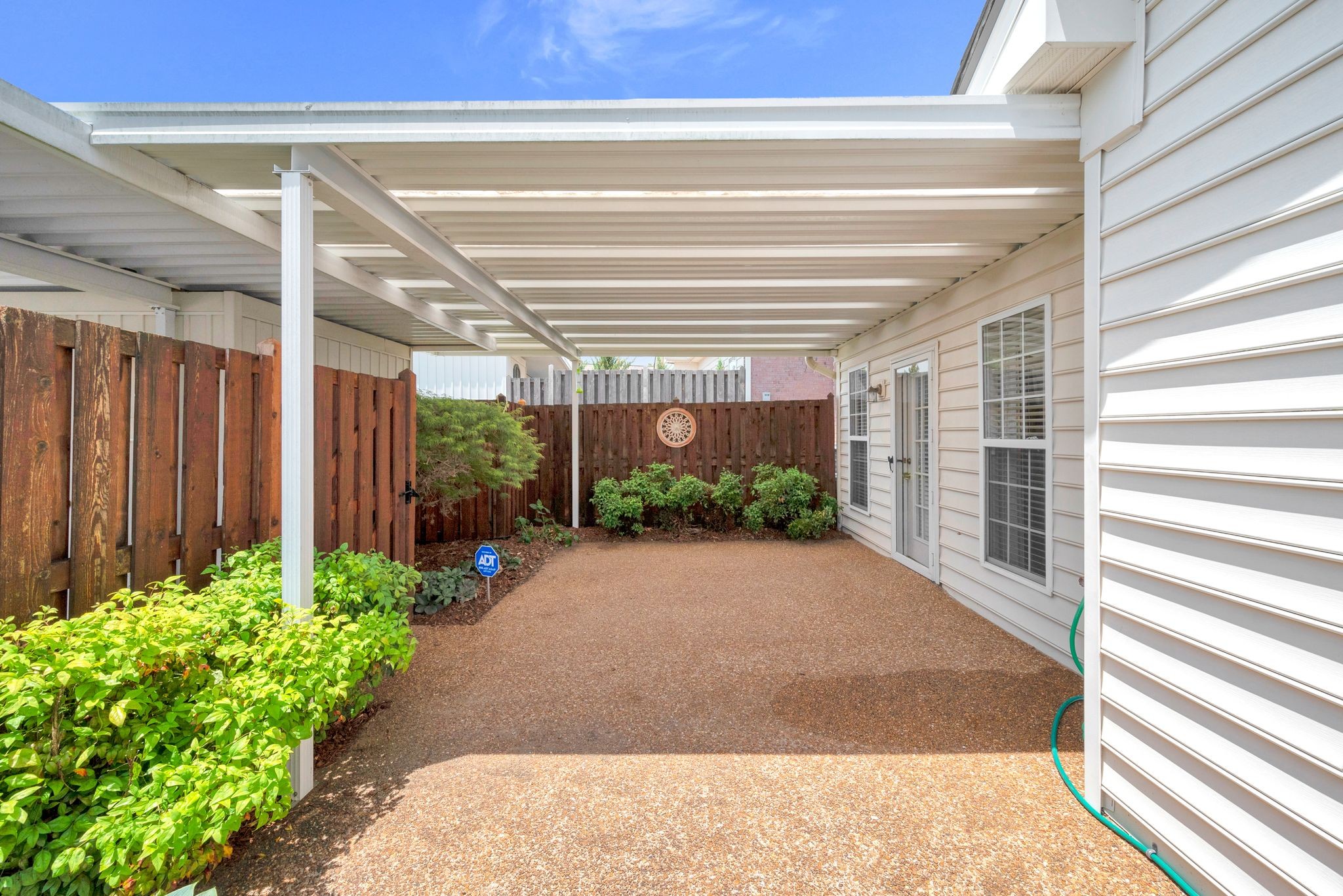 7119 Sunrise Cir