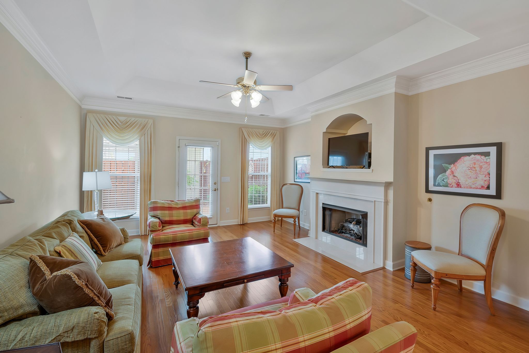 7119 Sunrise Cir