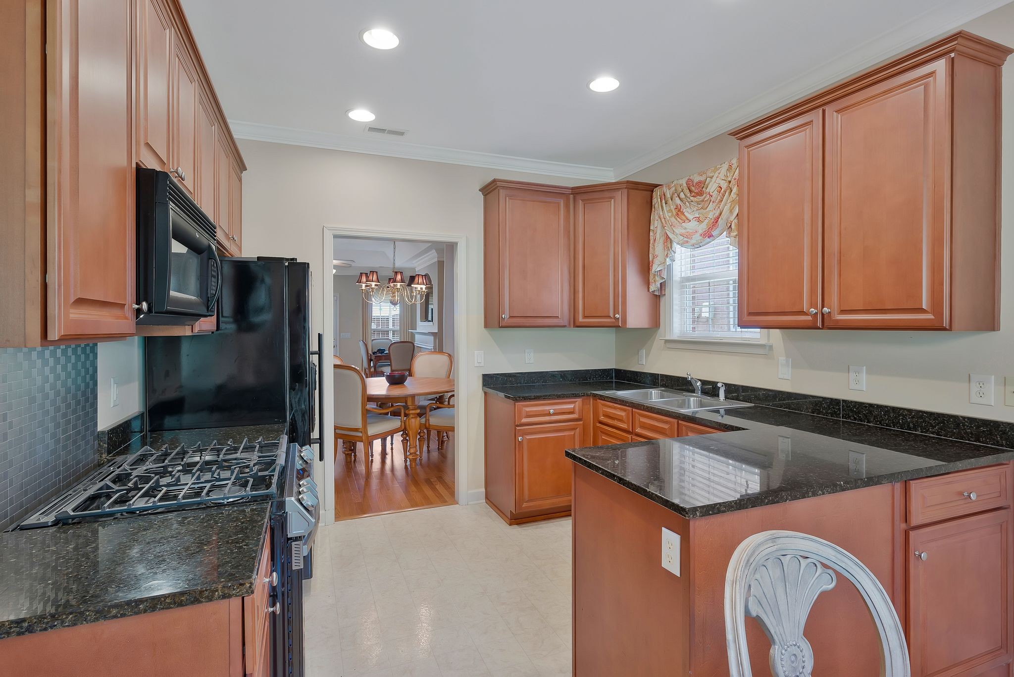 7119 Sunrise Cir
