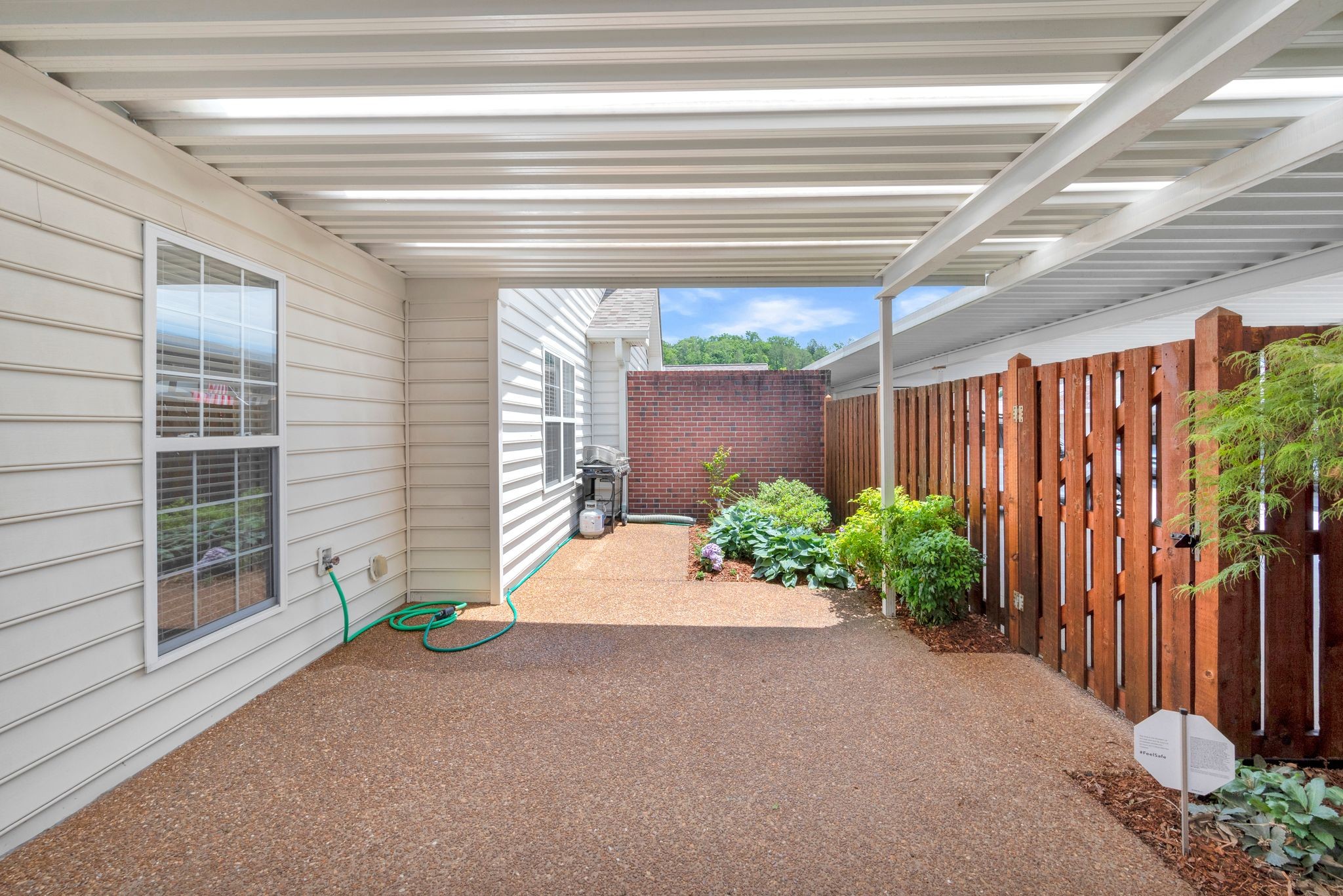 7119 Sunrise Cir