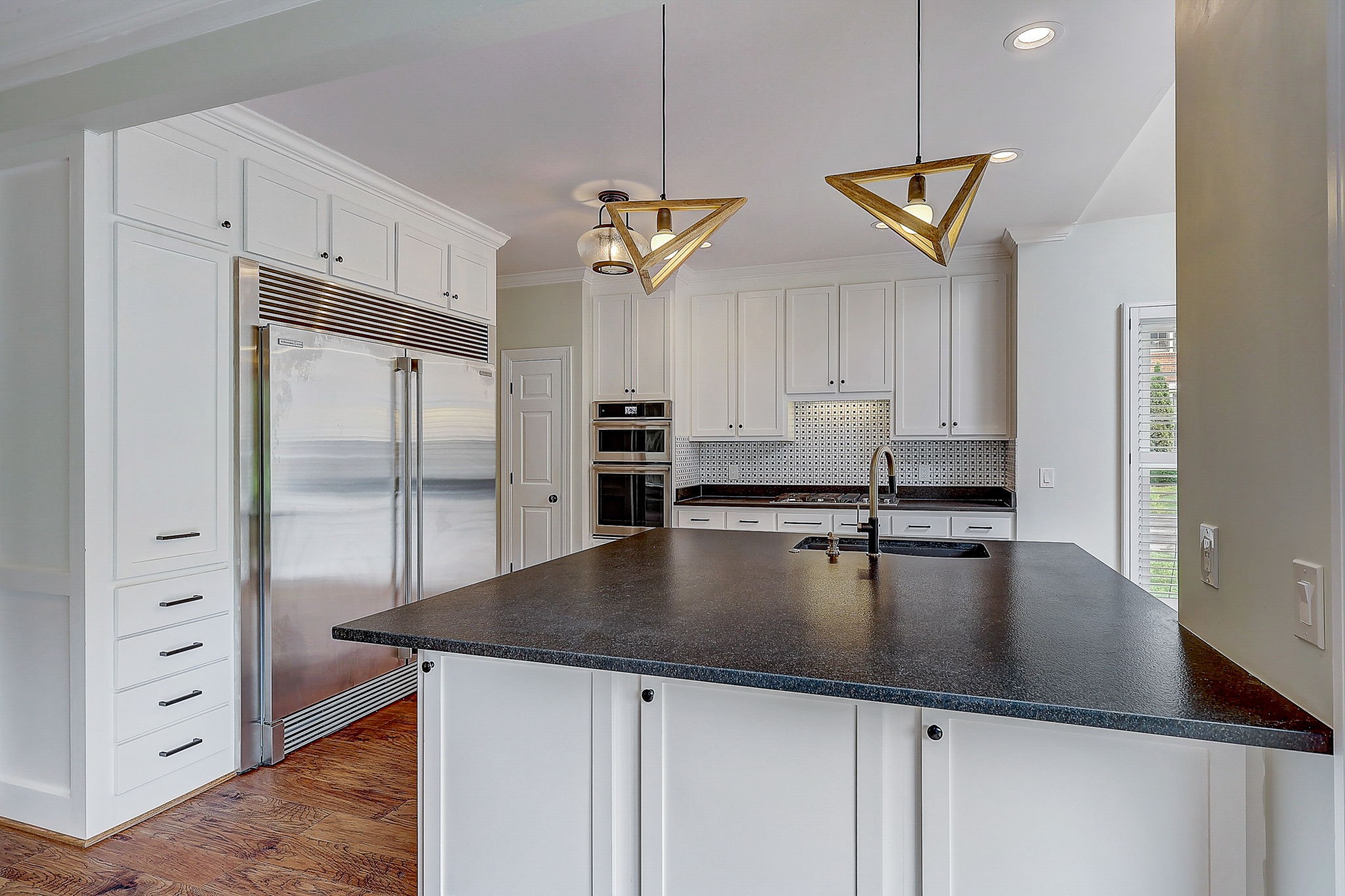 6322 Chickering Woods Dr