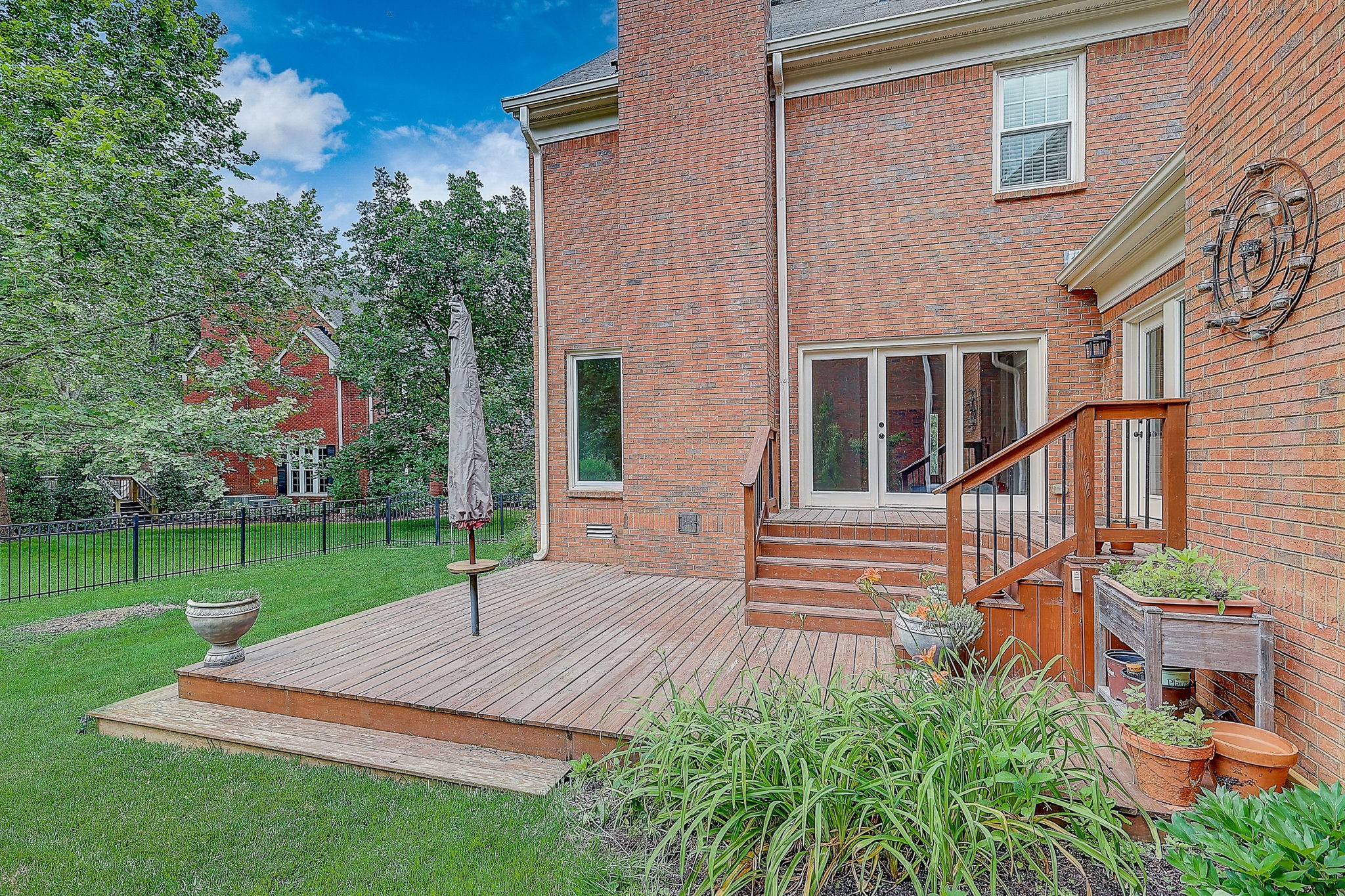 6322 Chickering Woods Dr
