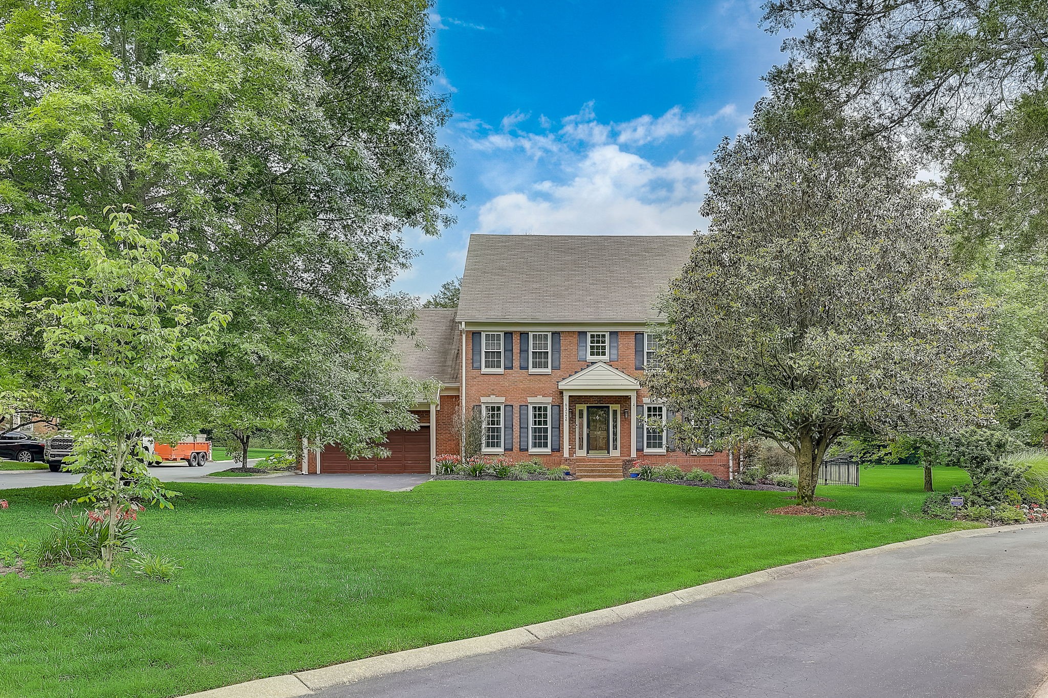 6322 Chickering Woods Dr