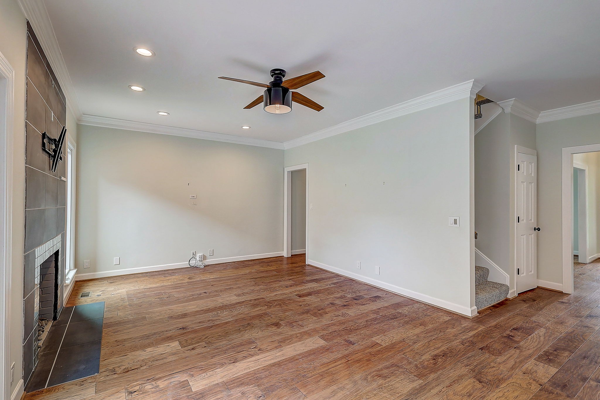 6322 Chickering Woods Dr