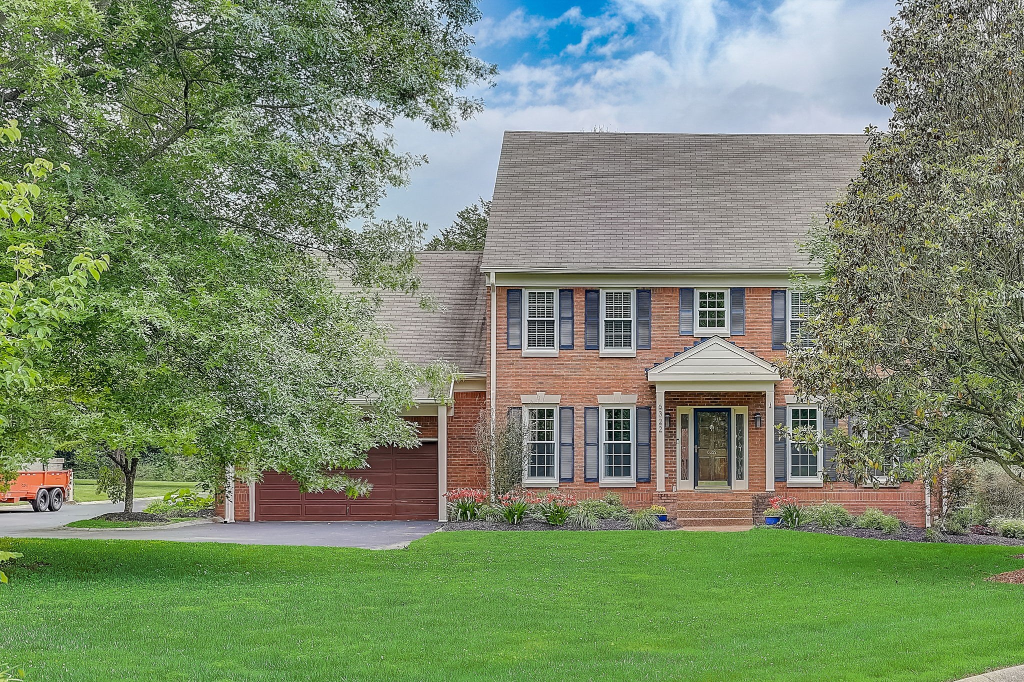 6322 Chickering Woods Dr