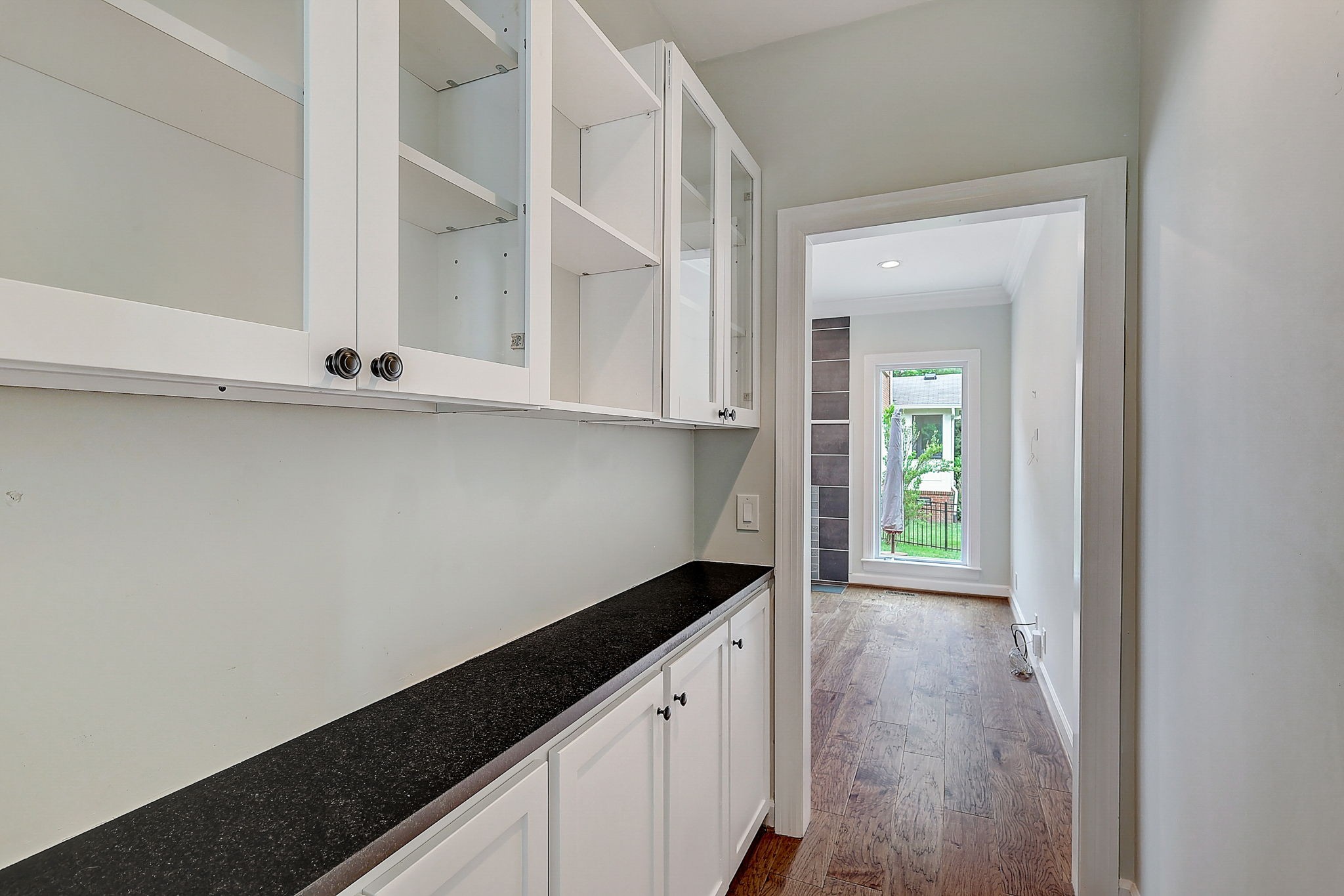 6322 Chickering Woods Dr
