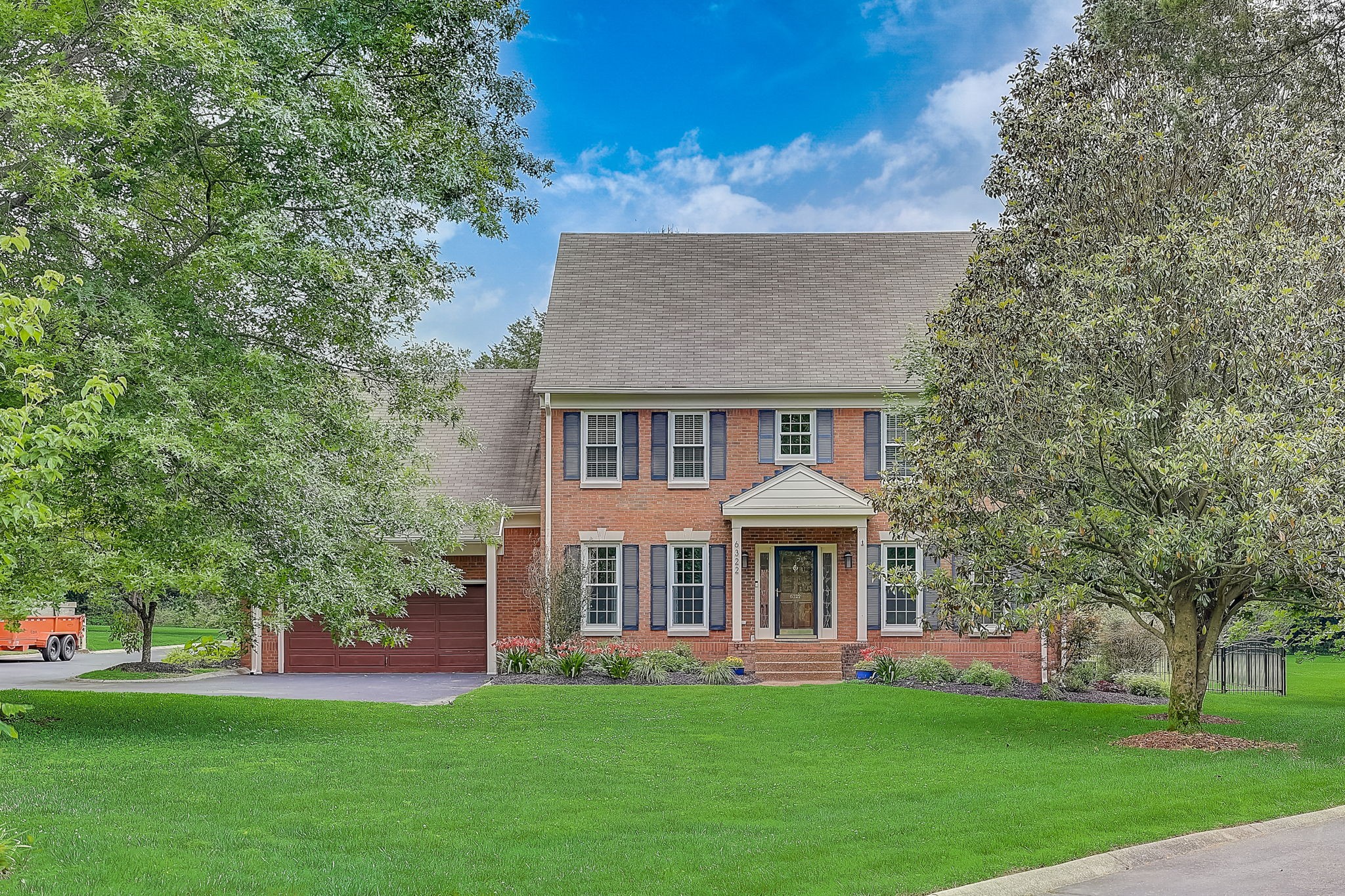 6322 Chickering Woods Dr