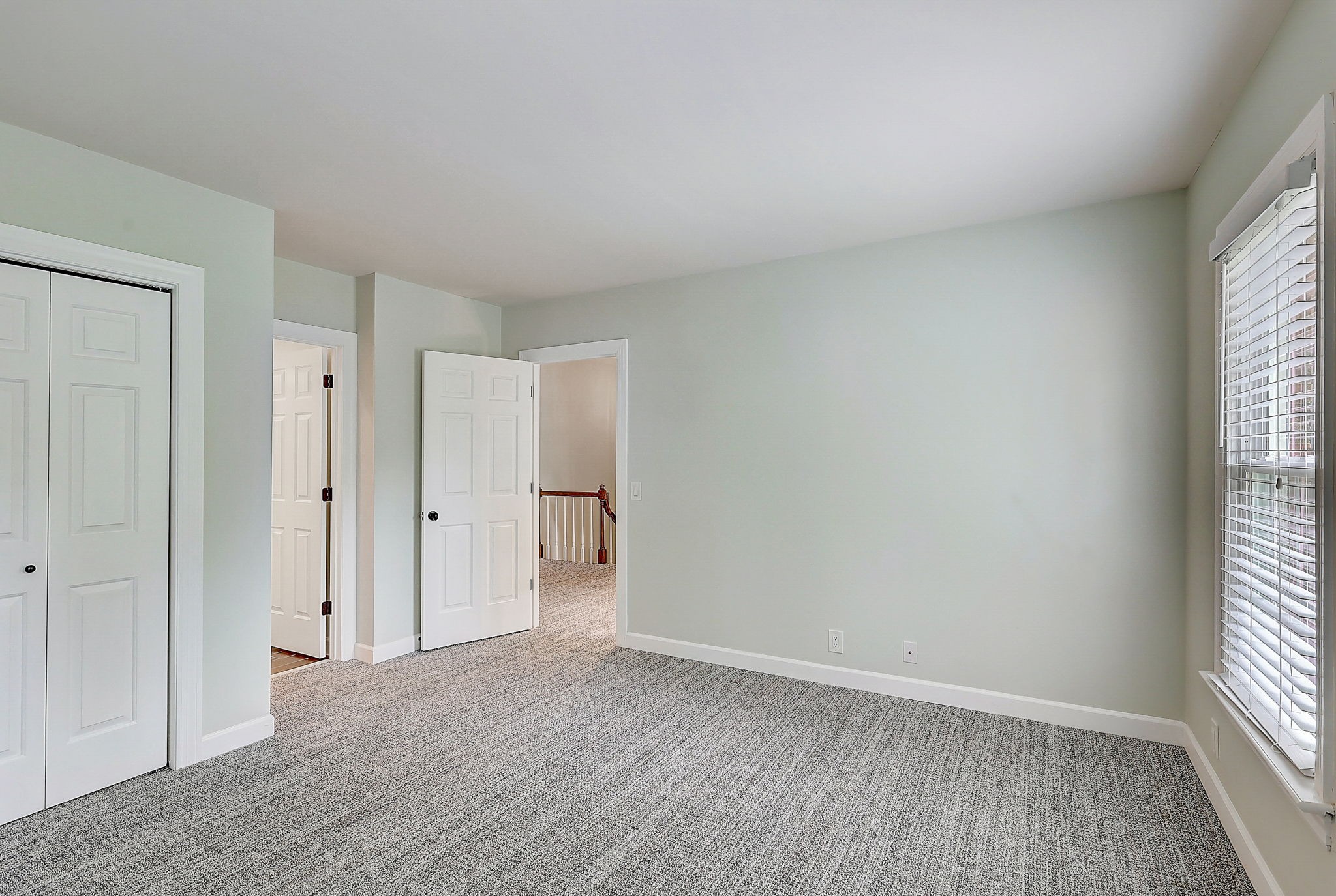 6322 Chickering Woods Dr