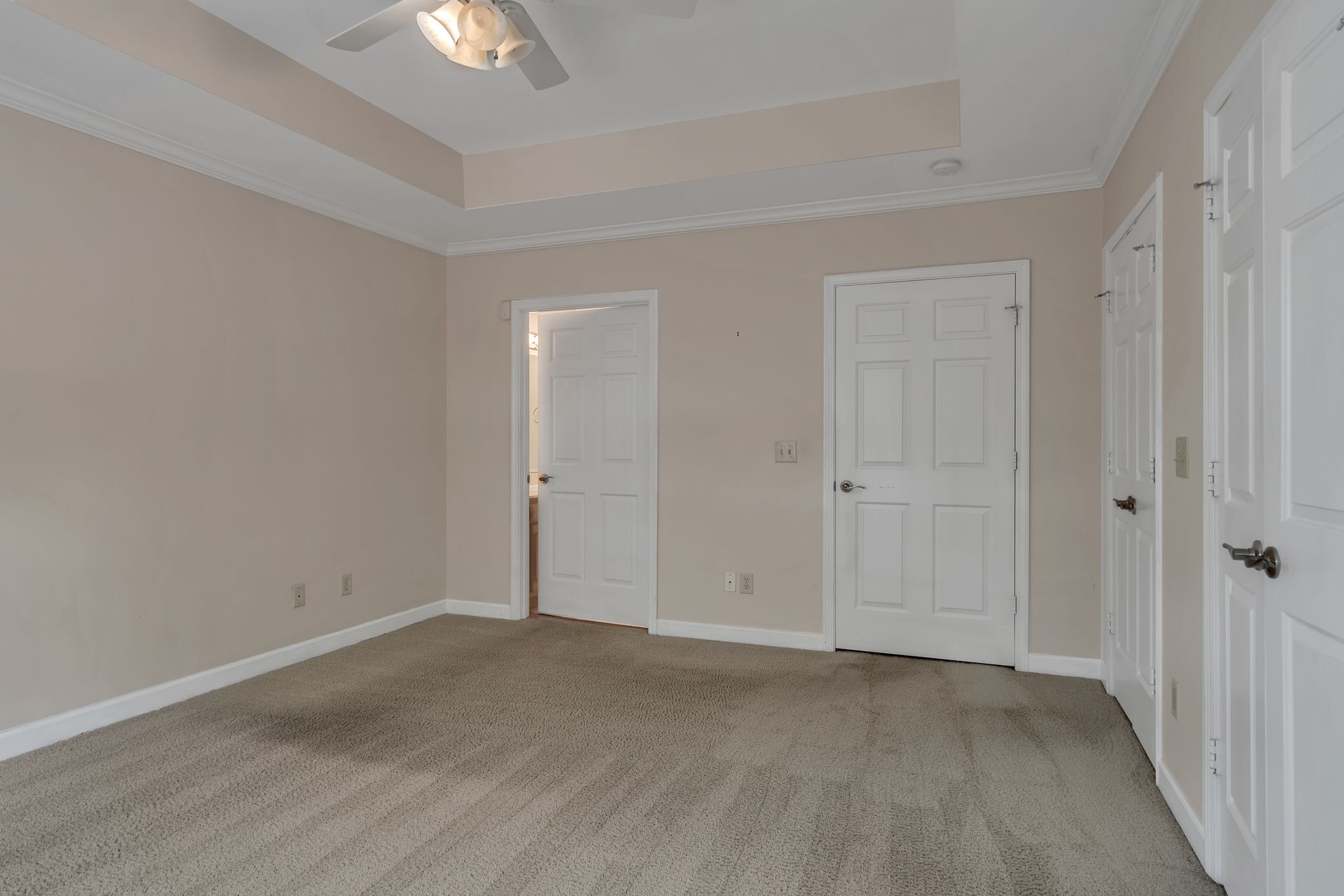 9220 Sawyer Brown Rd