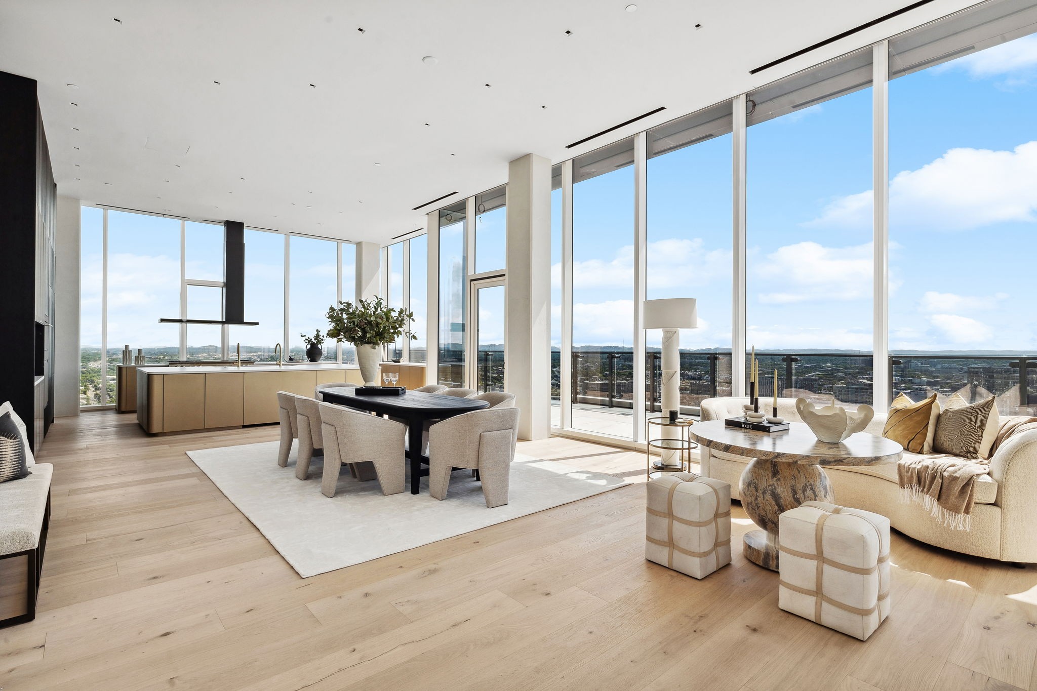 160 2nd Ave, S Unit: 4001