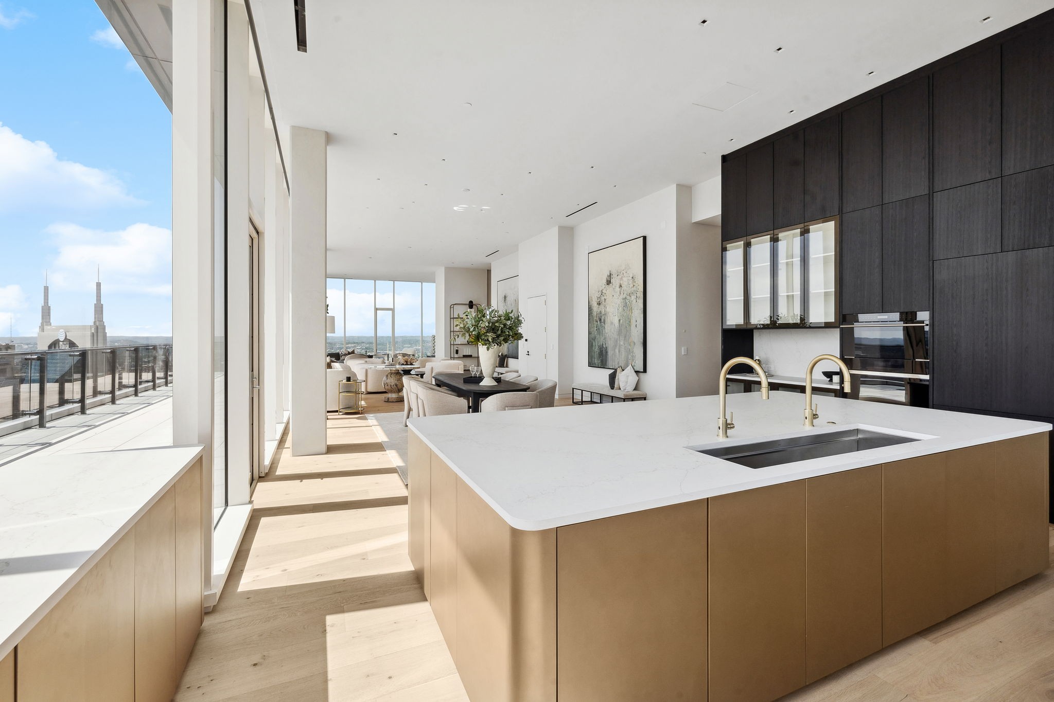 160 2nd Ave, S Unit: 4001