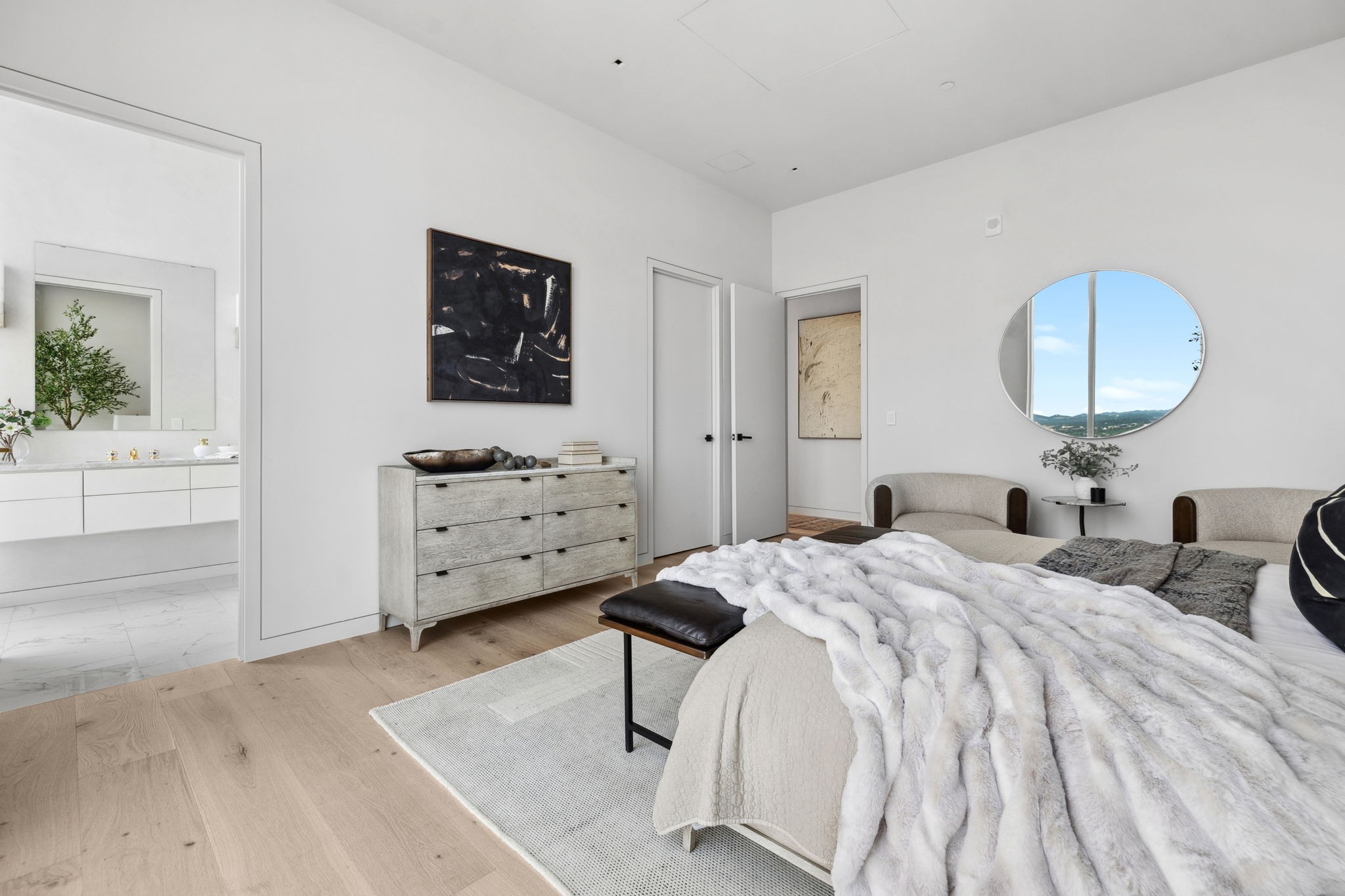 160 2nd Ave, S Unit: 4001
