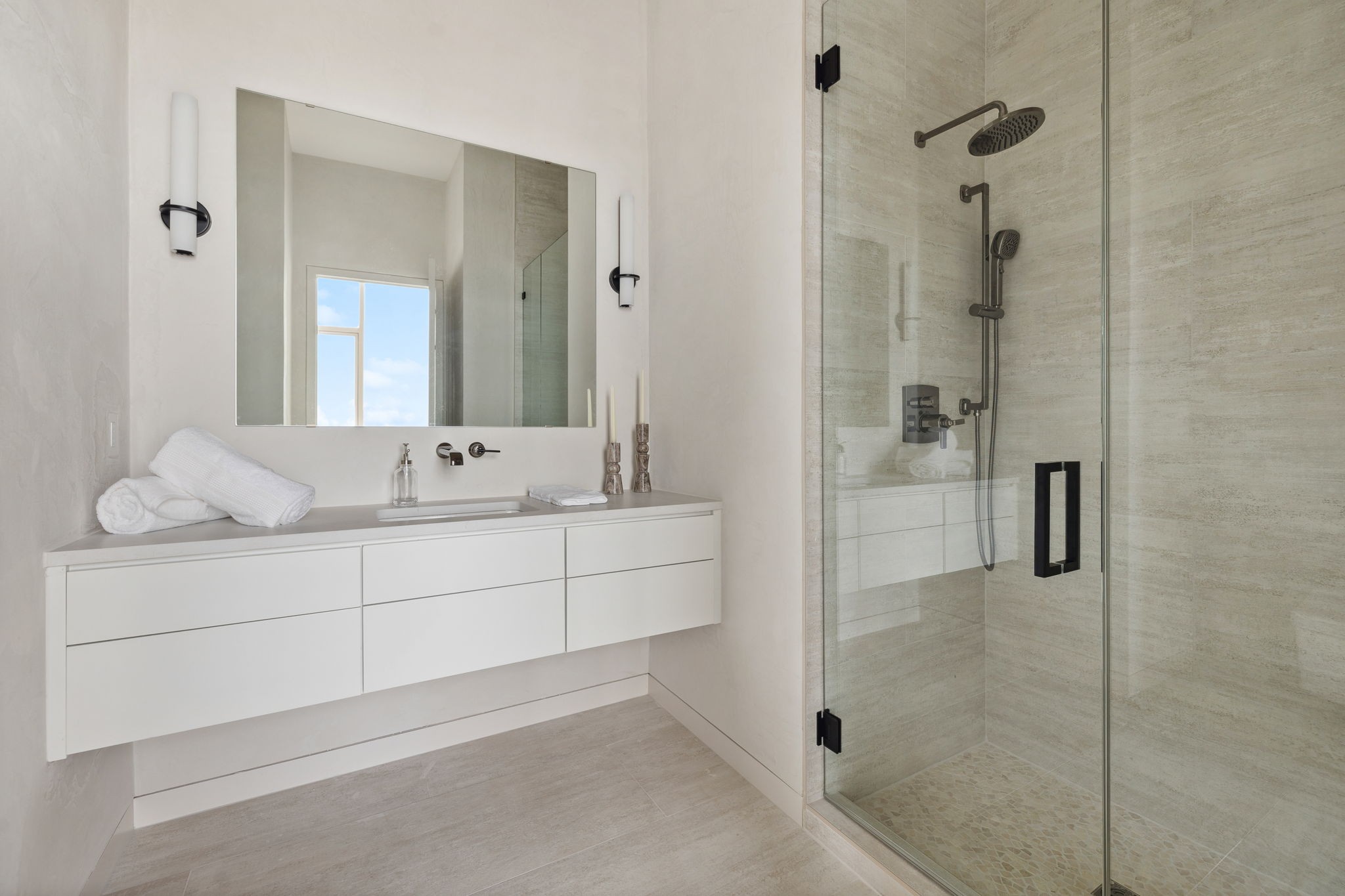160 2nd Ave, S Unit: 4001