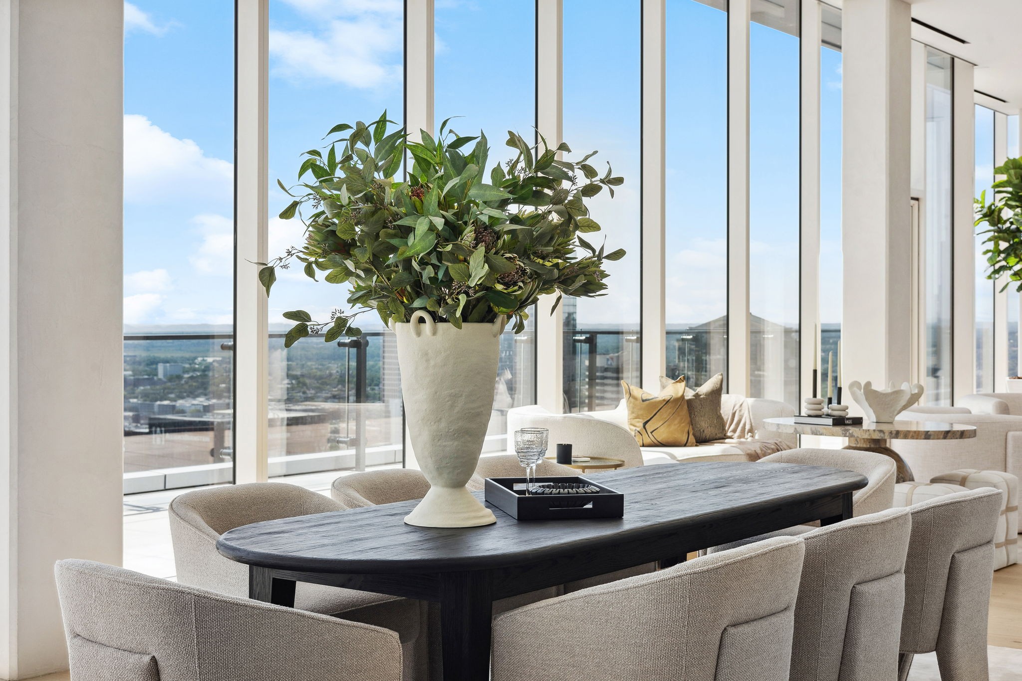 160 2nd Ave, S Unit: 4001