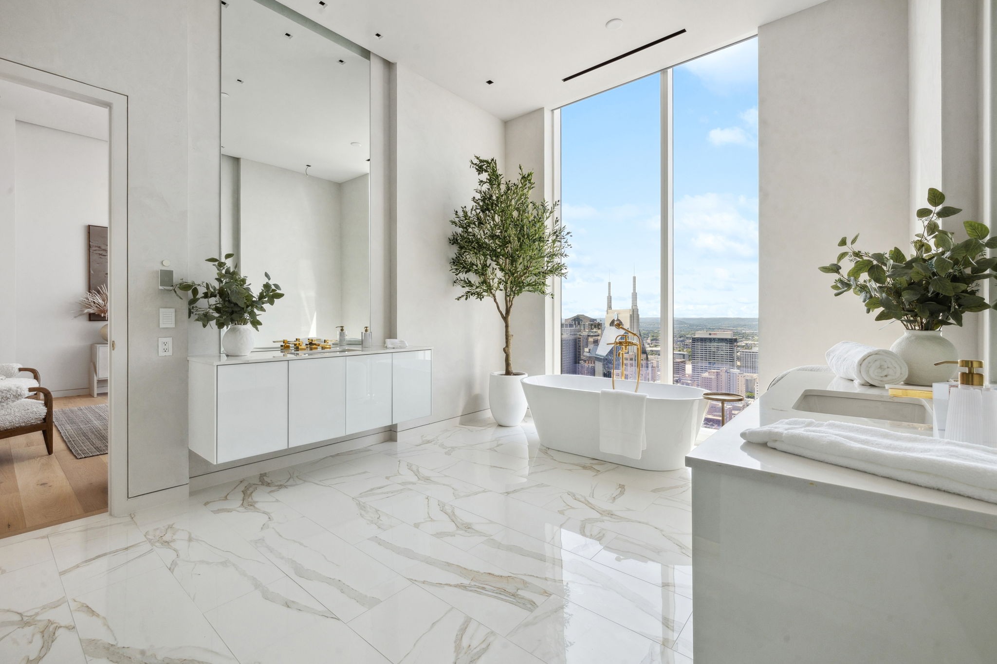 160 2nd Ave, S Unit: 4001