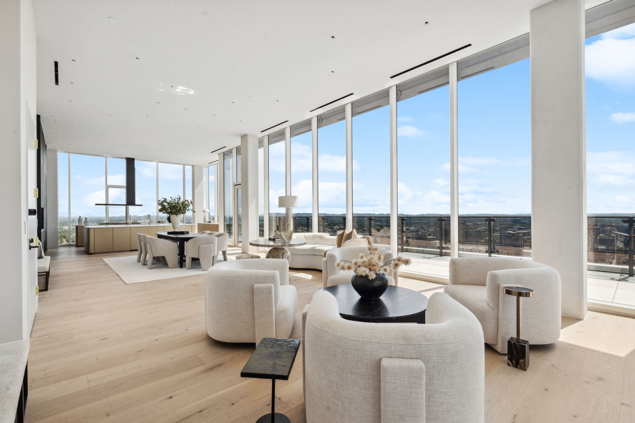 160 2nd Ave, S Unit: 4001