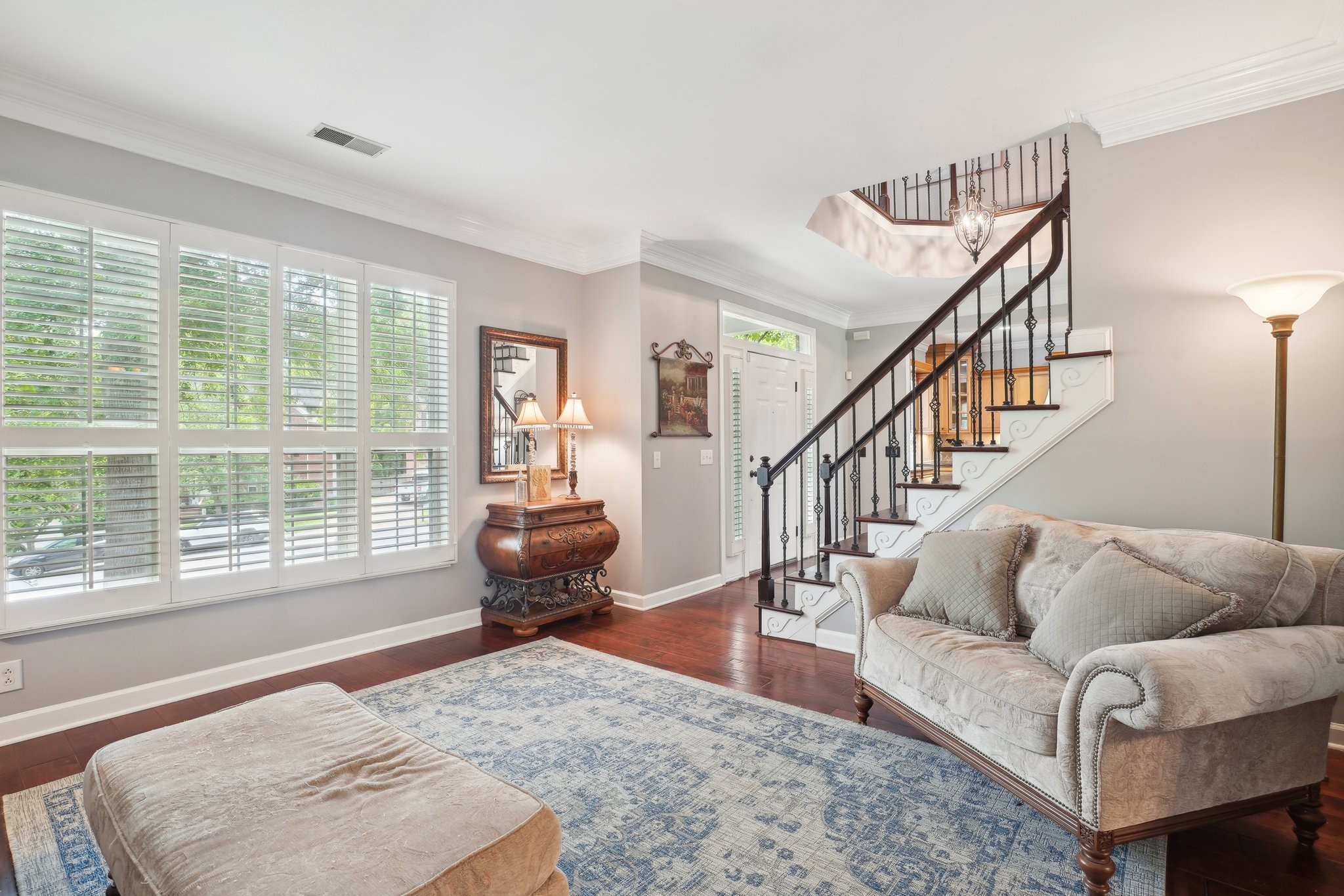 516 Welton Ct