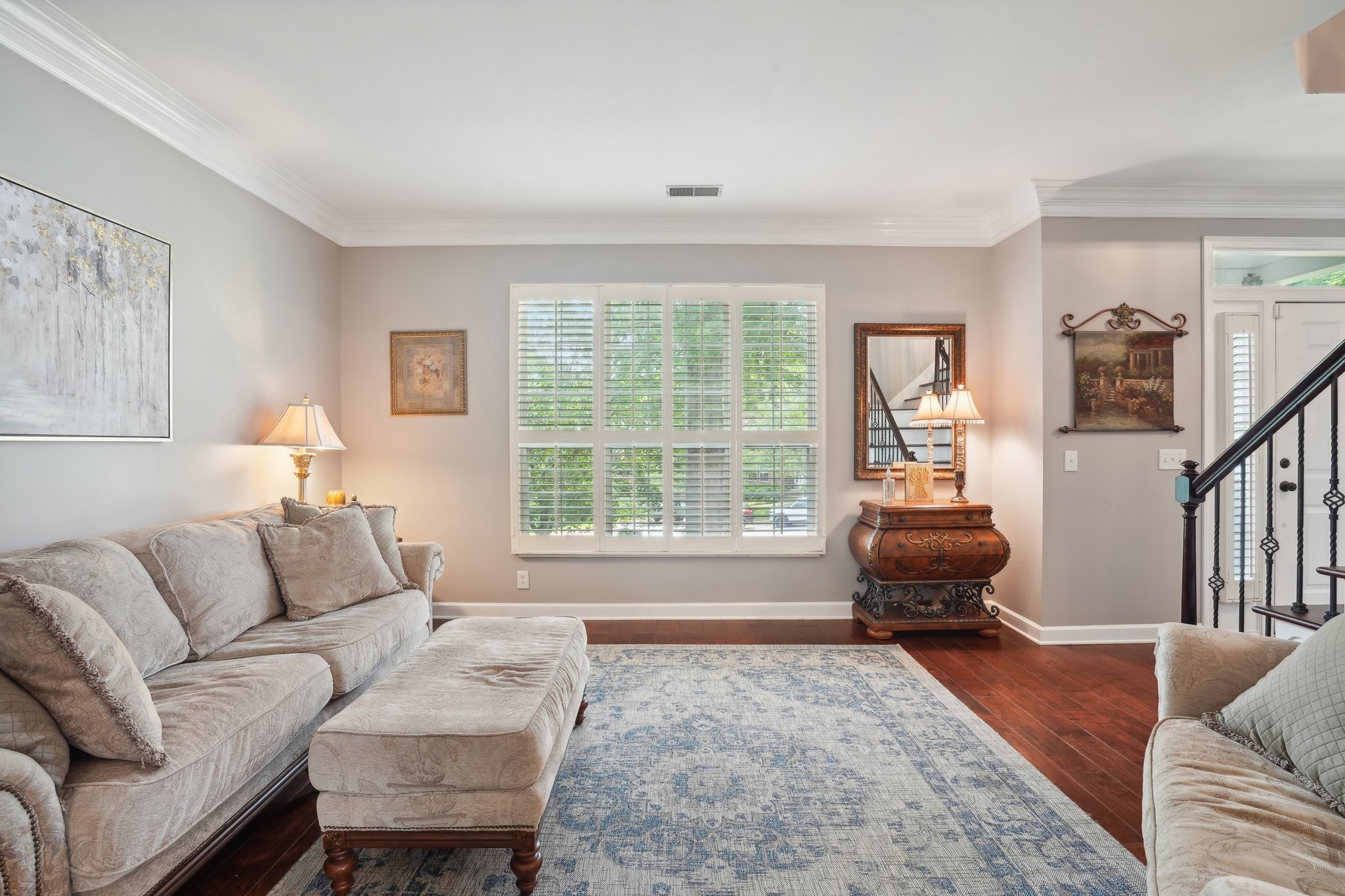516 Welton Ct
