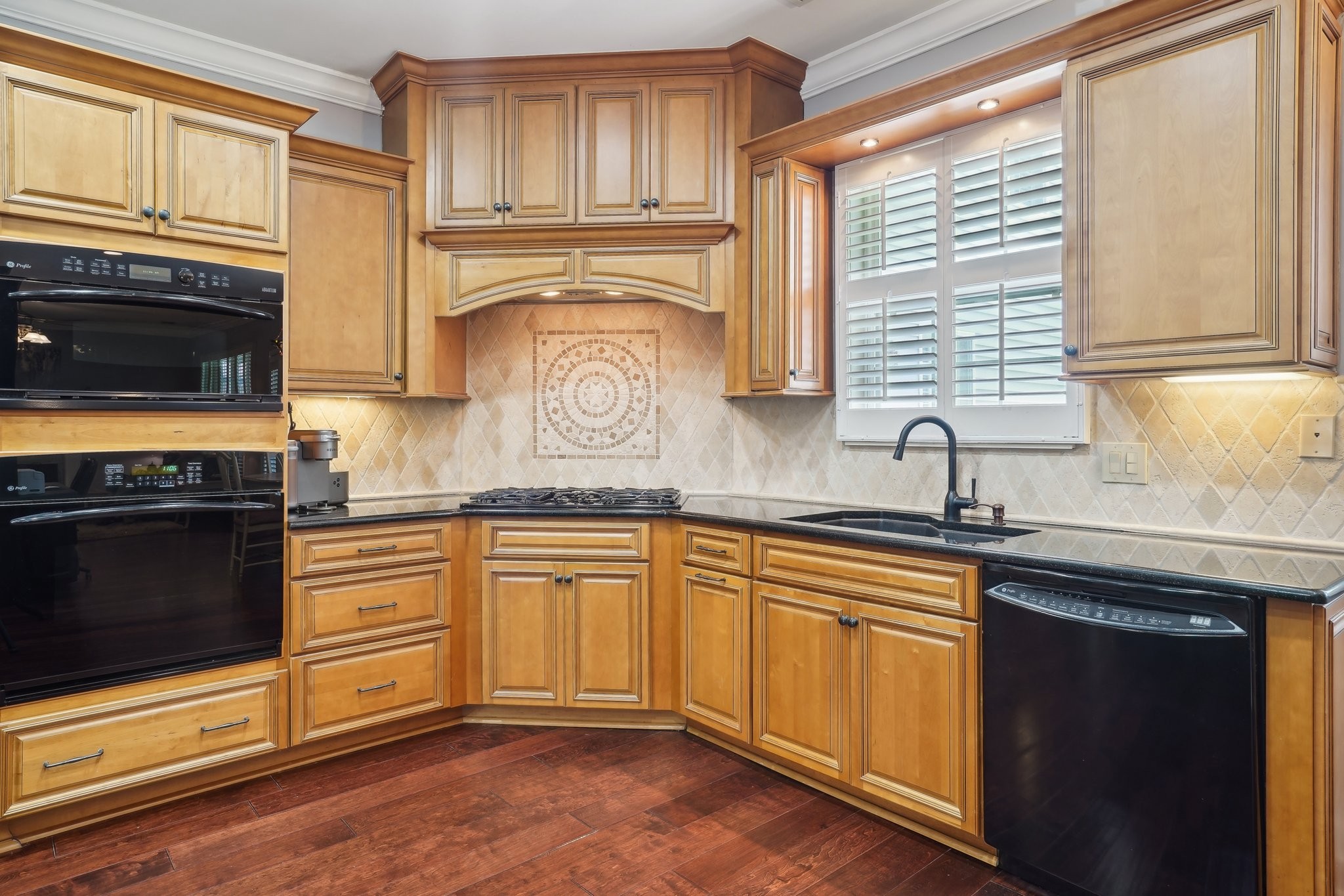 516 Welton Ct