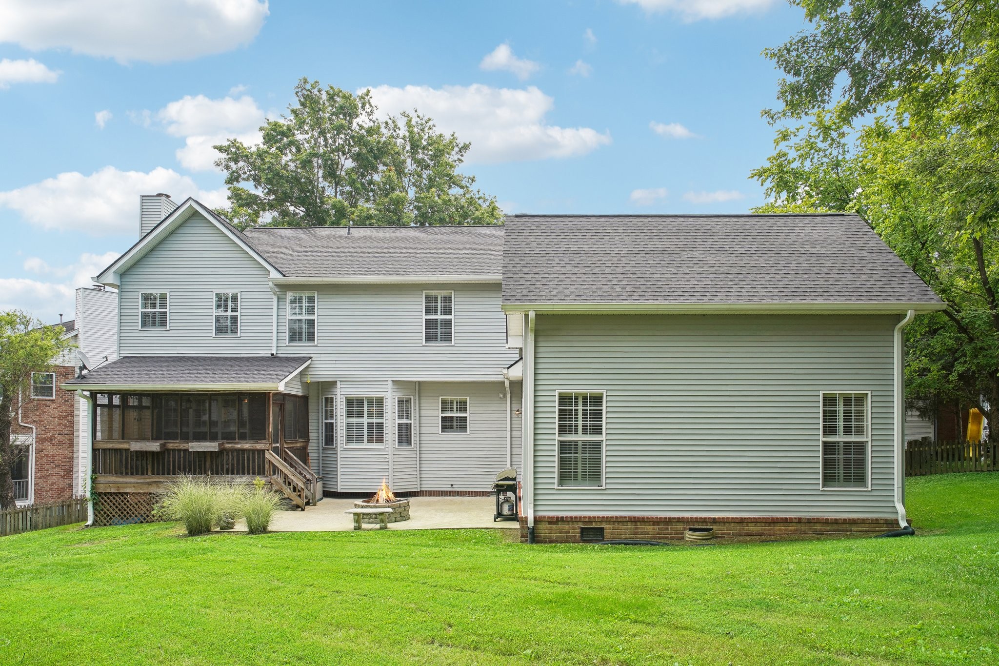 516 Welton Ct