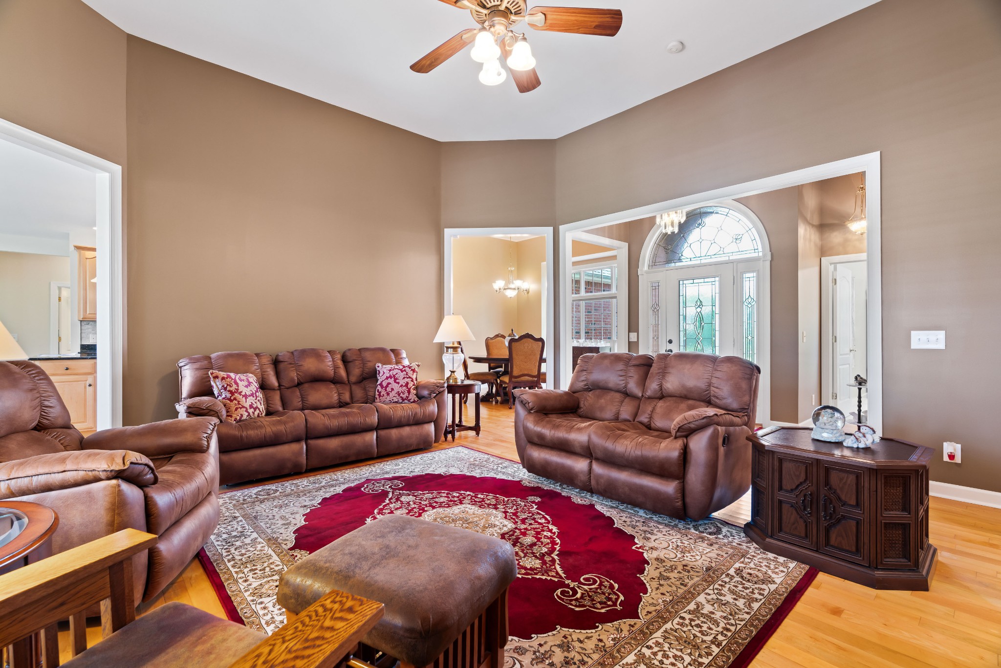 3011 Nottingham Cir