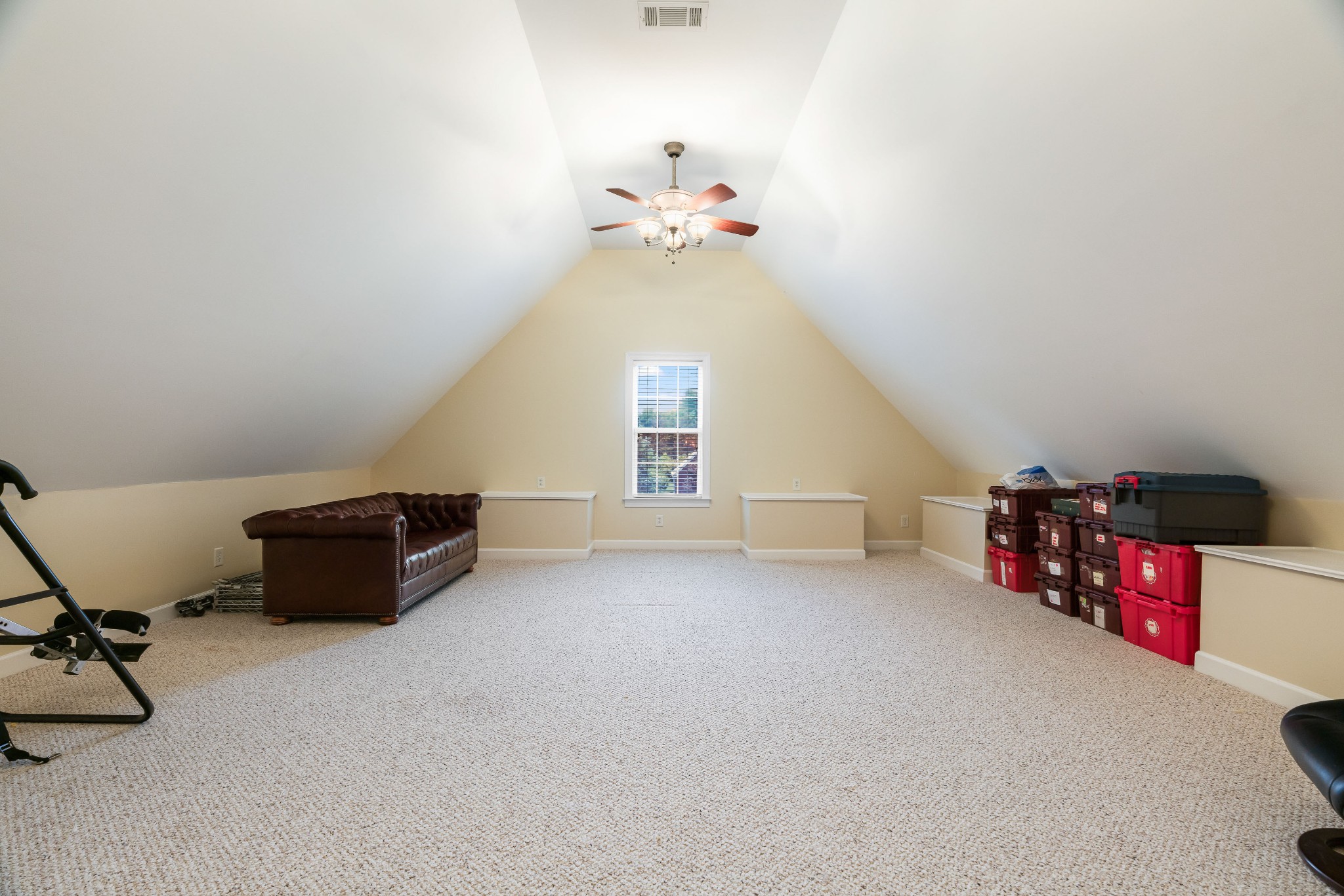 3011 Nottingham Cir