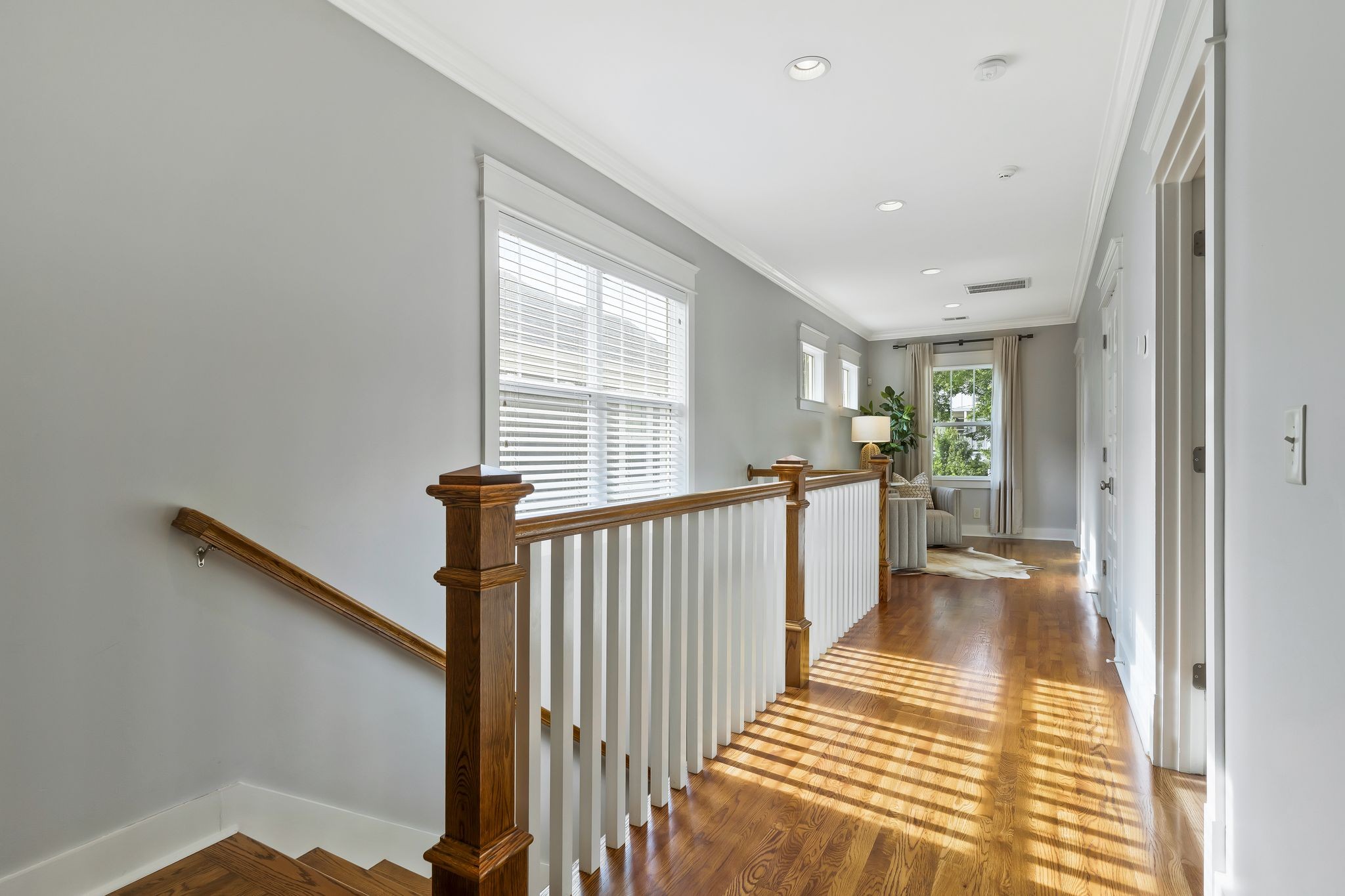 4305B Dakota Ave