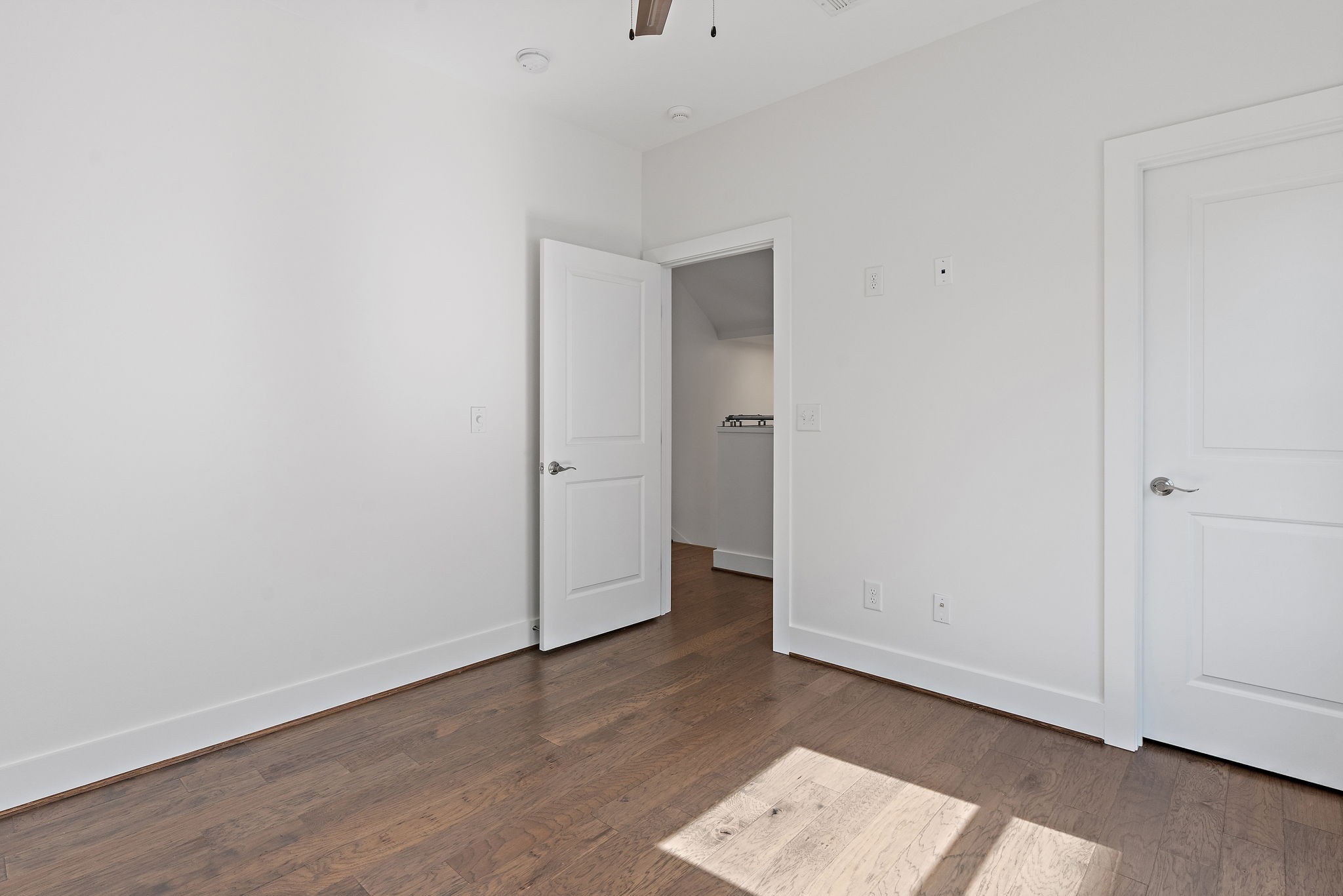 1506 Ward Ave