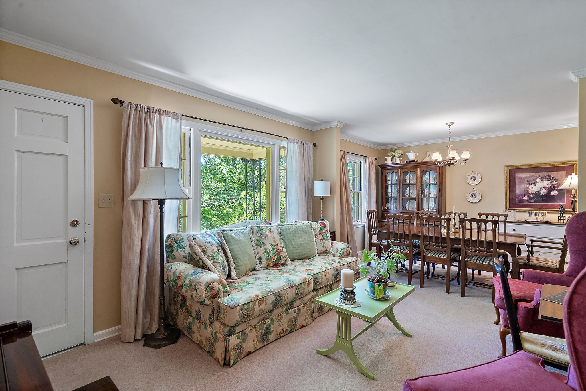 6401 Lansing Dr