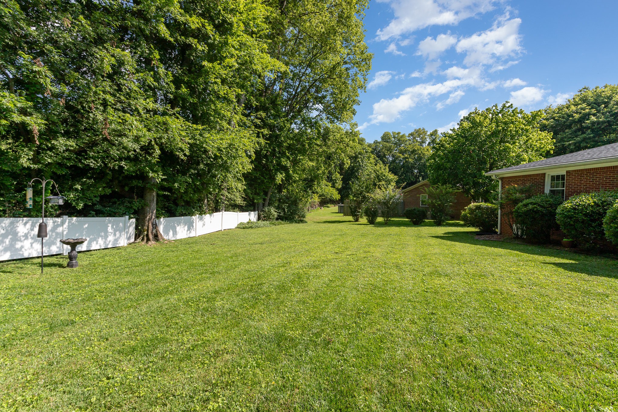 1507 Jewell Dr