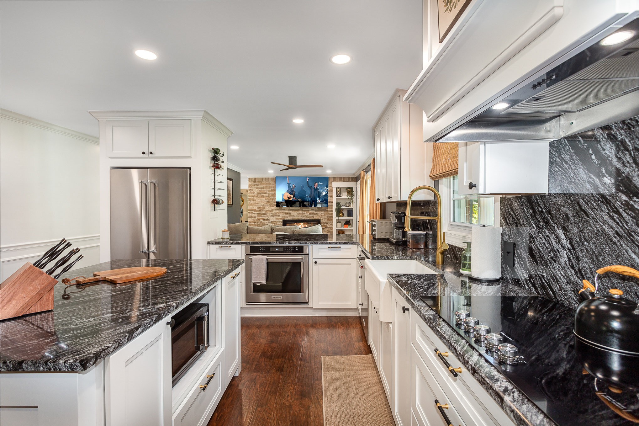 1507 Jewell Dr