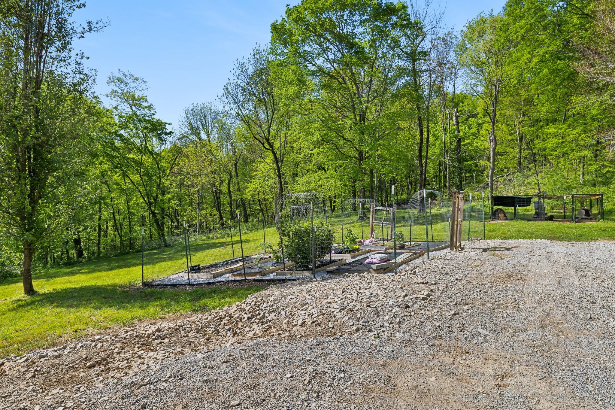 2975 Indian Creek Rd