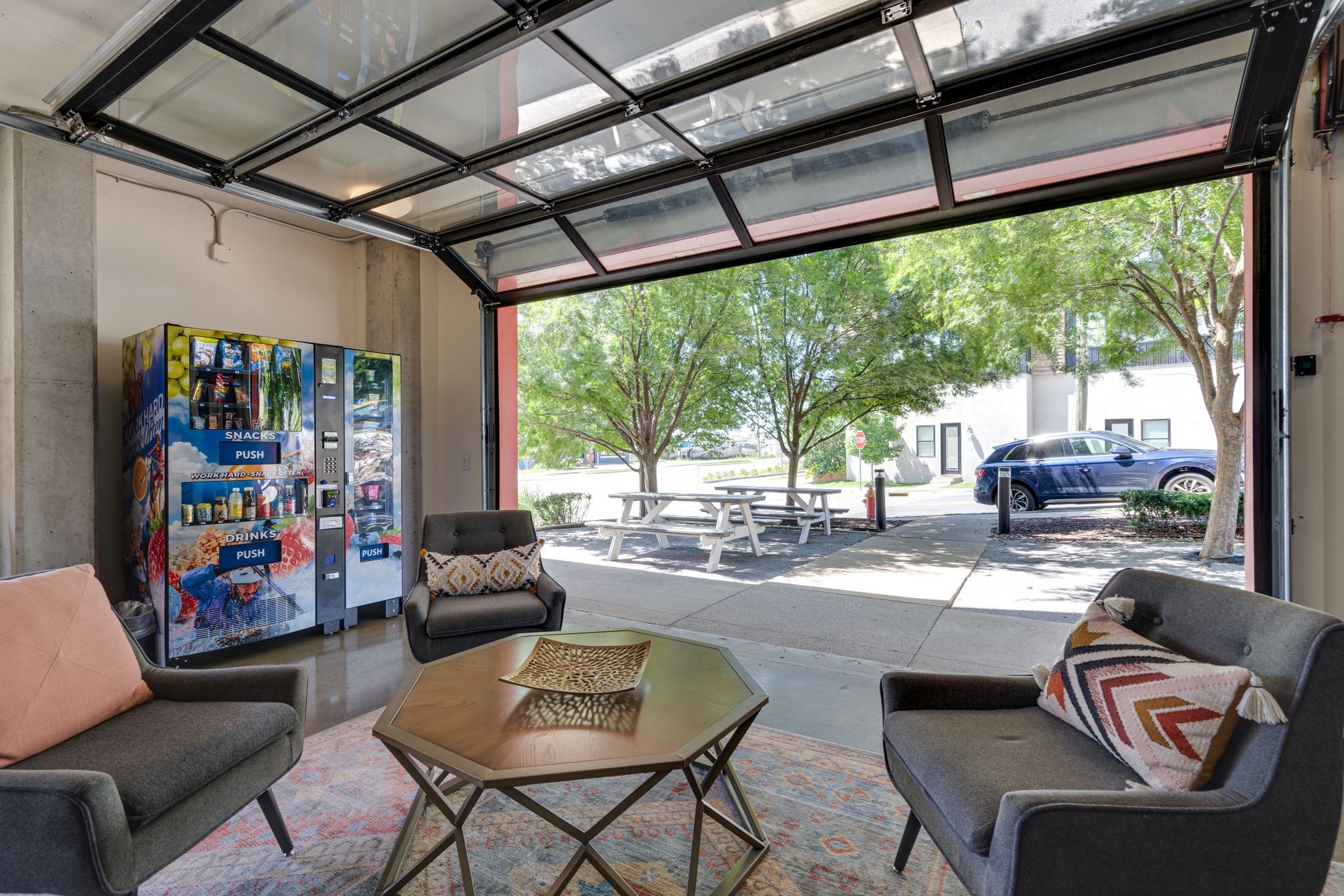 1900 12th Ave, S Unit: 319