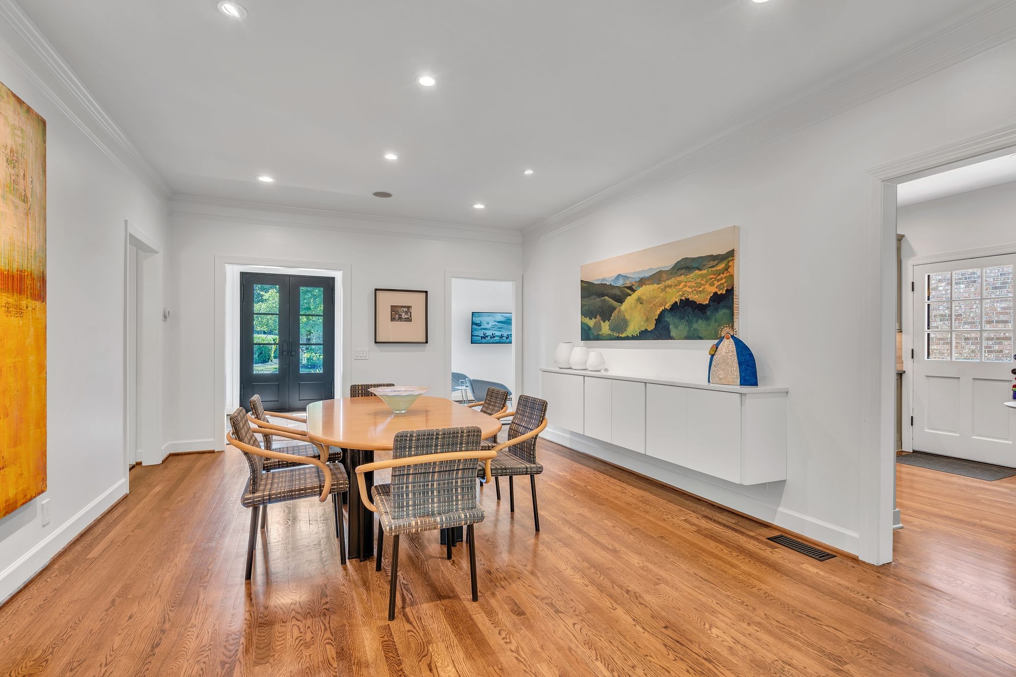 204 Longwood Ct