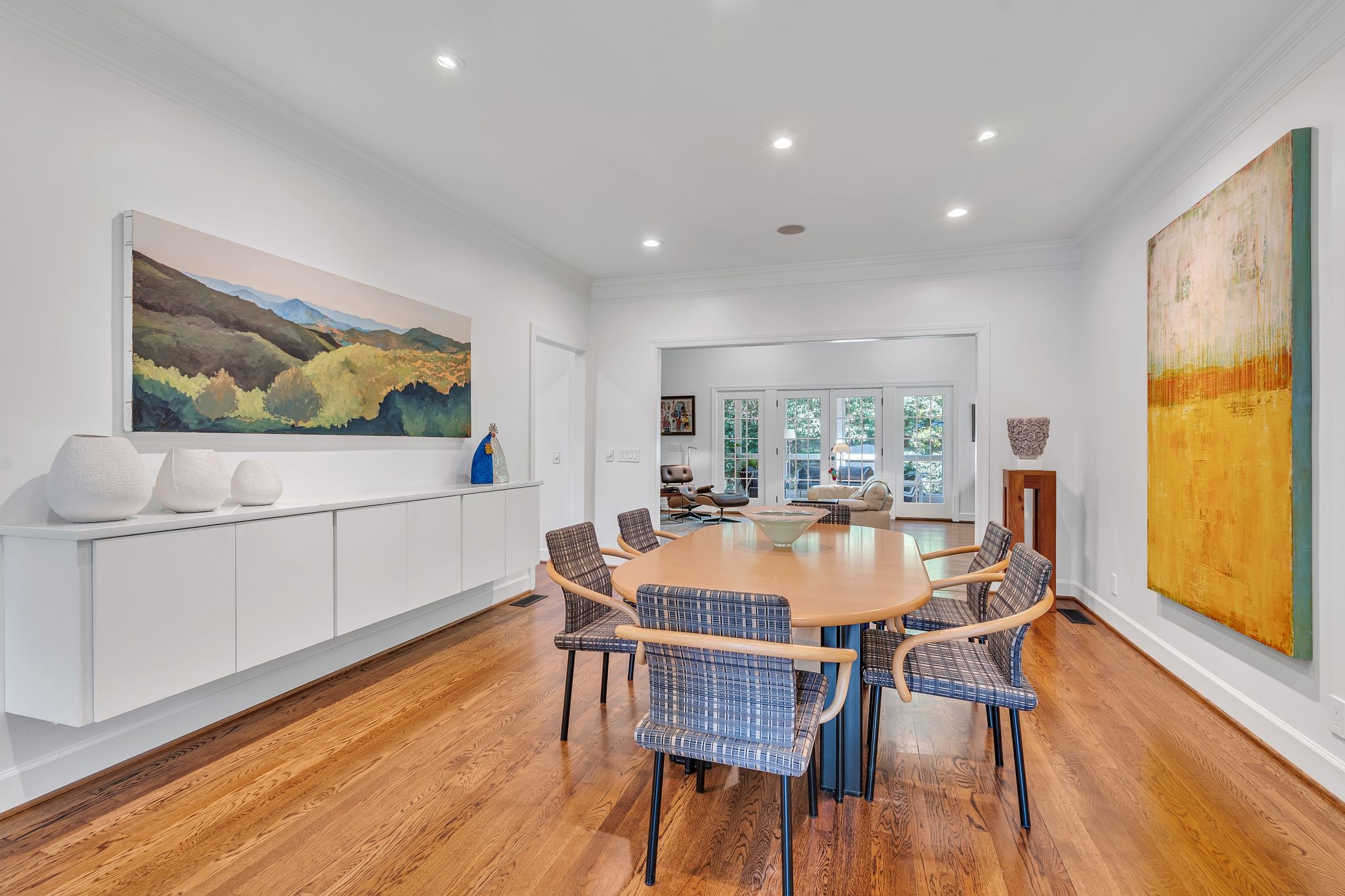204 Longwood Ct