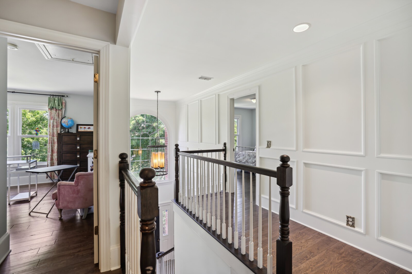 9045 Lochmere Ct