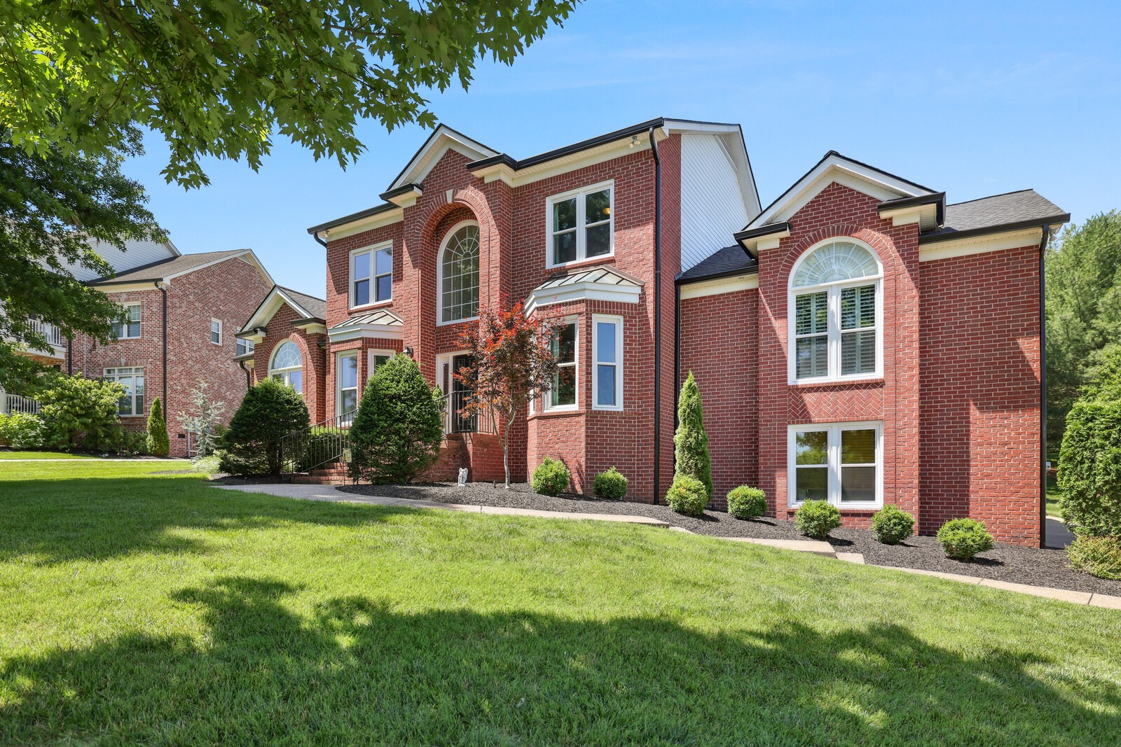 9045 Lochmere Ct