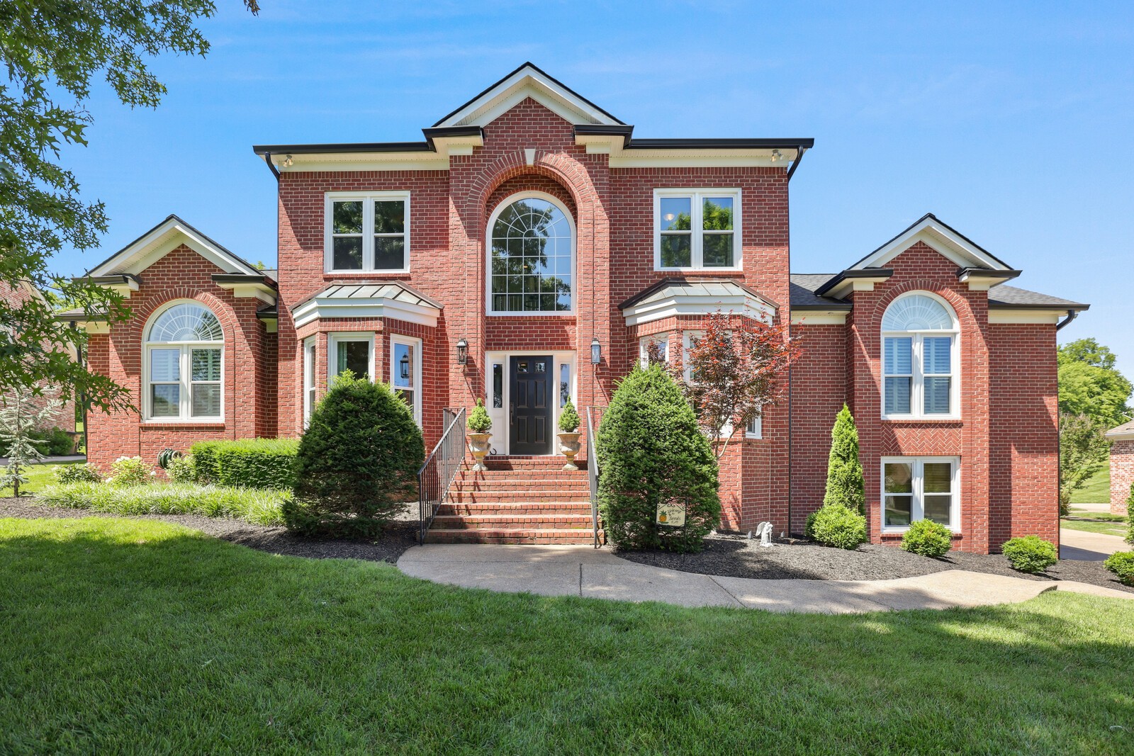 9045 Lochmere Ct
