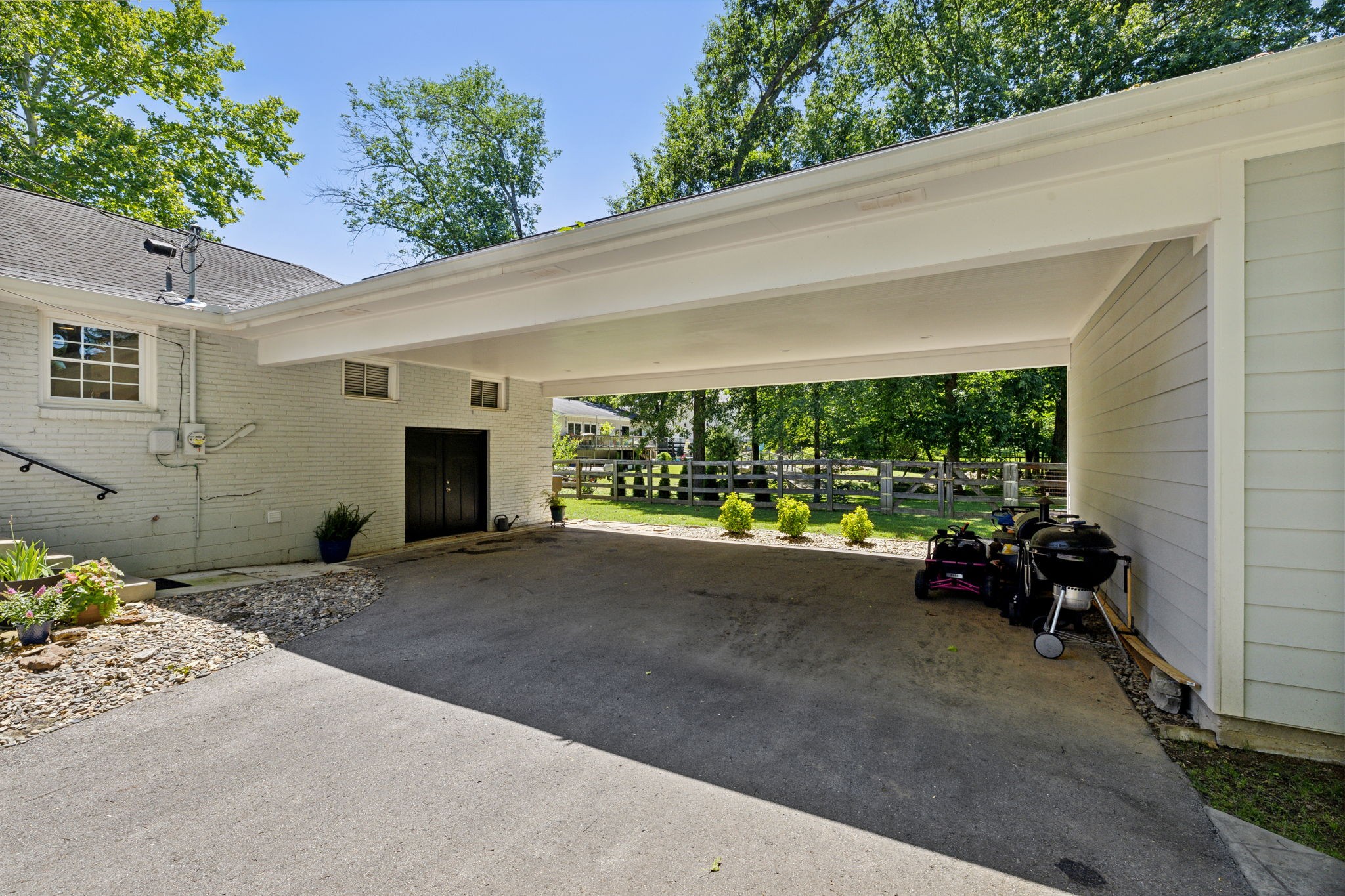 612 Davidson Rd