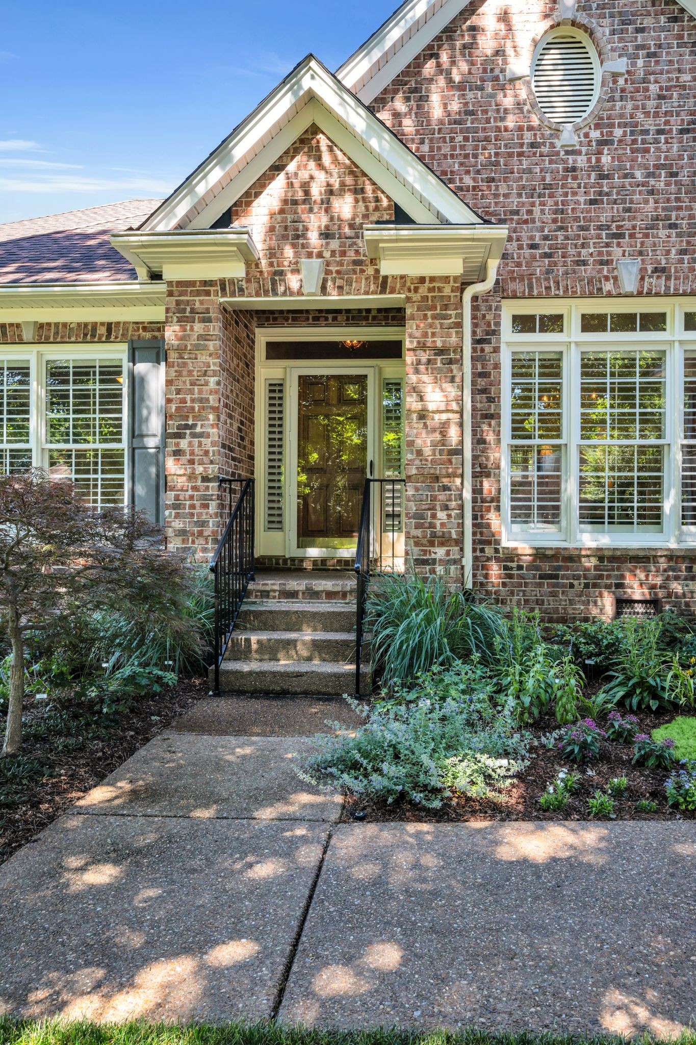 5153 Ravens Glen