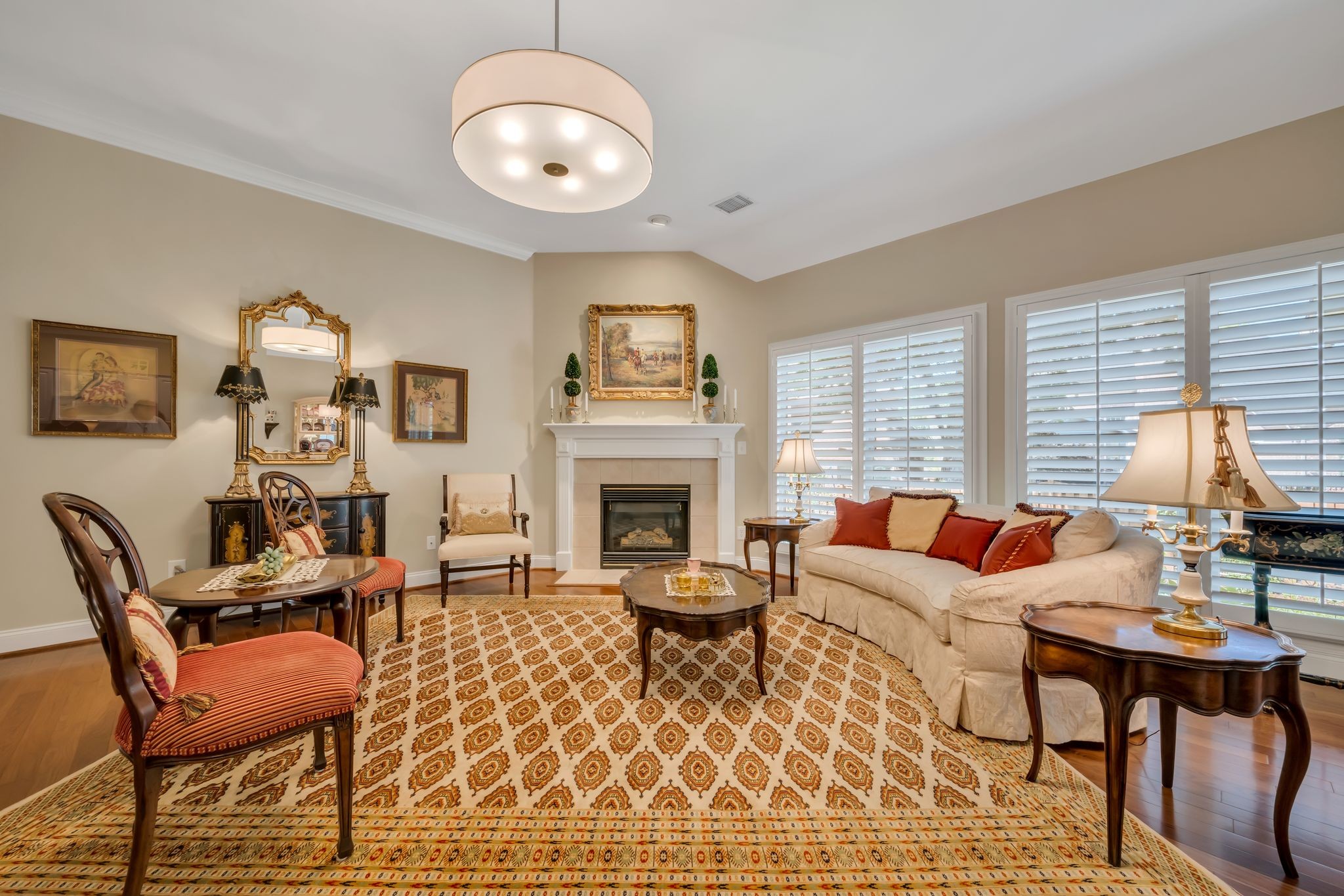 5153 Ravens Glen